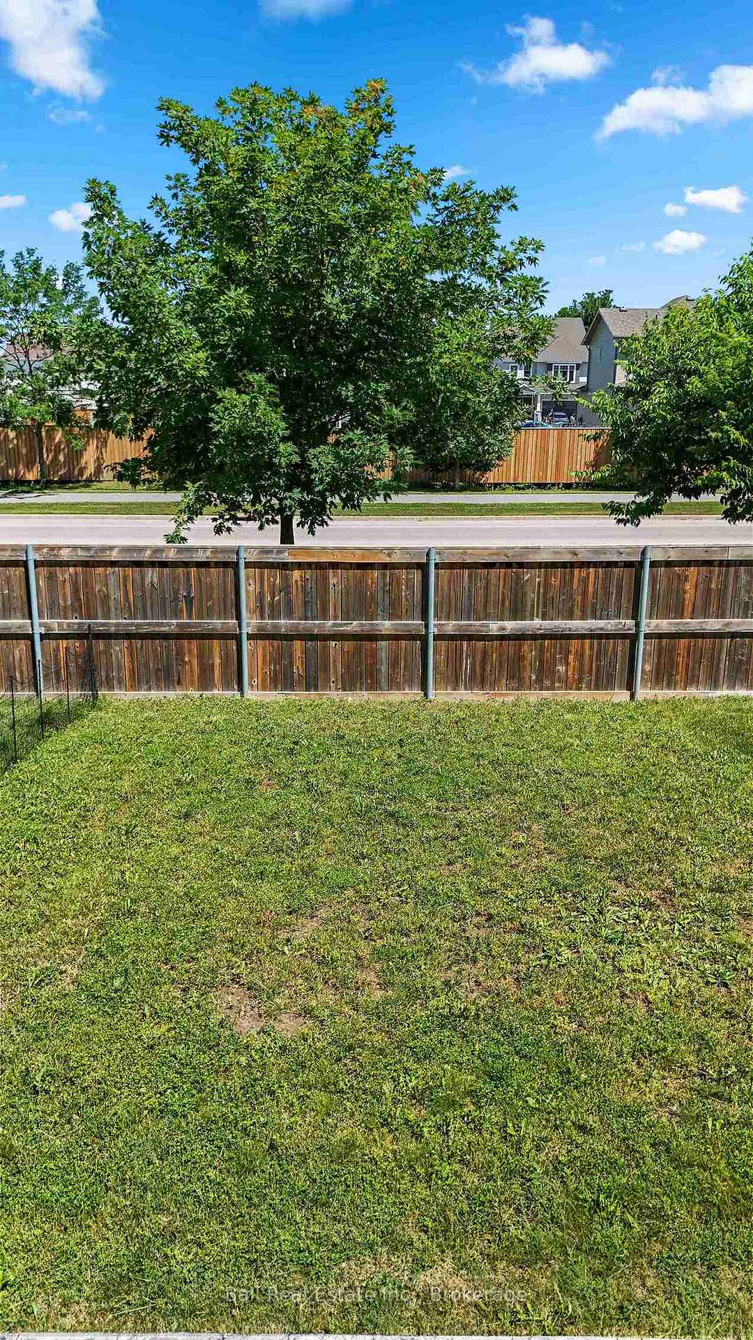 Photo 6 of 1534 Davenport Crescent, Kingston, City Northwest — HOMEH