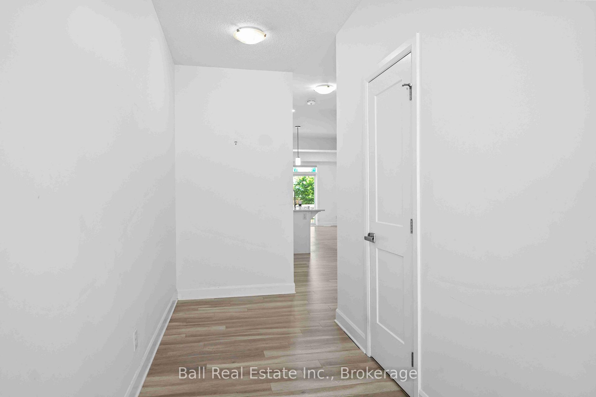 Photo 10 of 1534 Davenport Crescent, Kingston, City Northwest — HOMEH