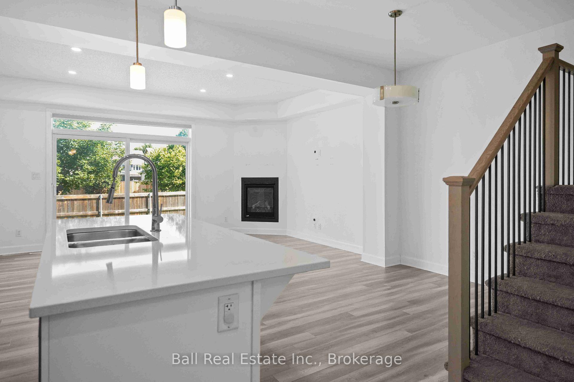 Photo 13 of 1534 Davenport Crescent, Kingston, City Northwest — HOMEH