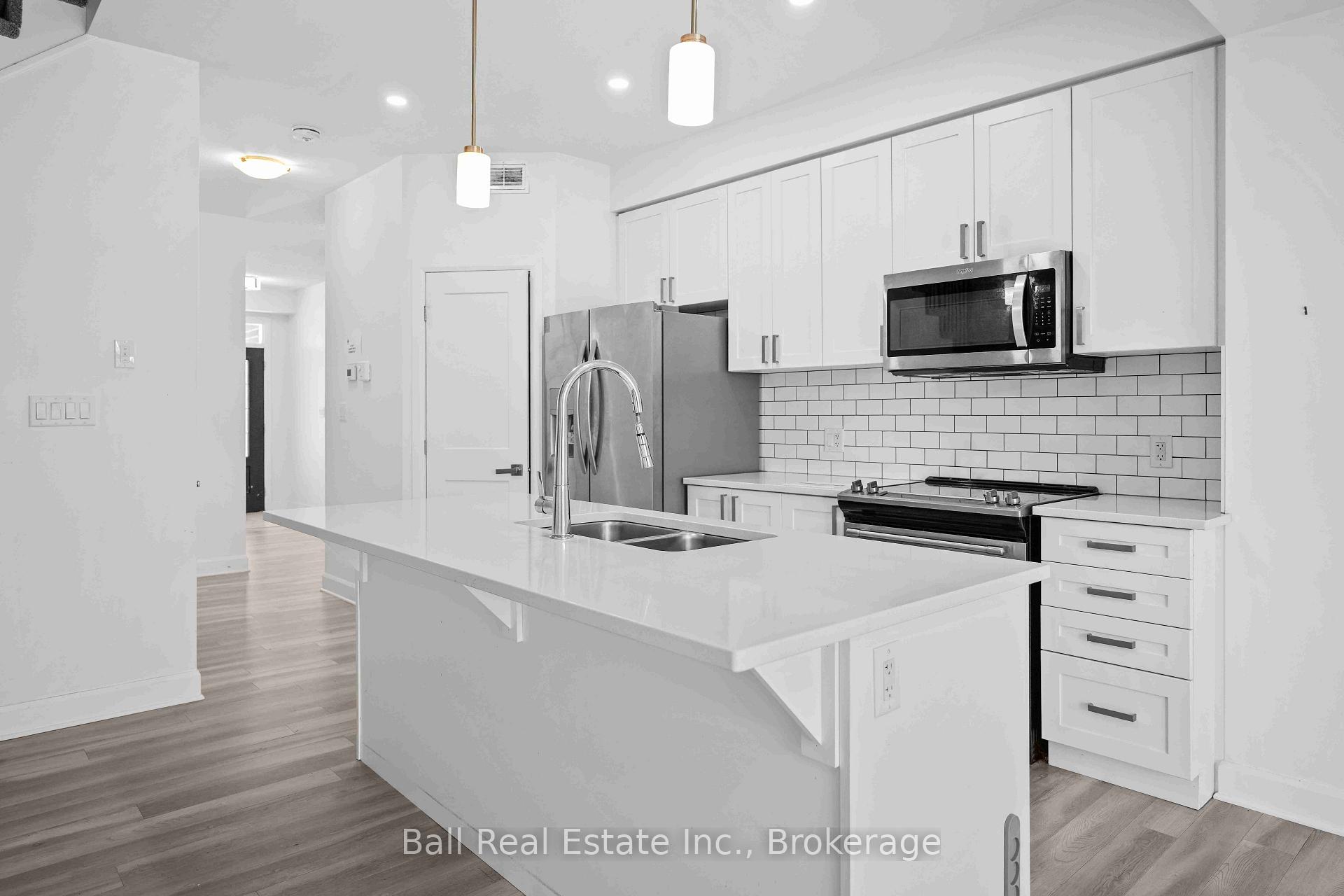Photo 14 of 1534 Davenport Crescent, Kingston, City Northwest — HOMEH