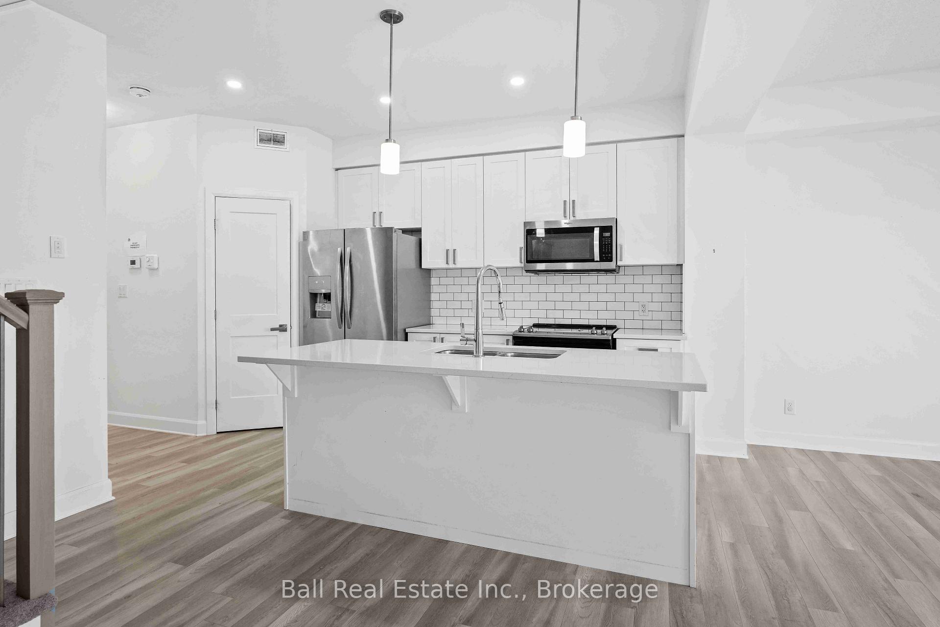 Photo 15 of 1534 Davenport Crescent, Kingston, City Northwest — HOMEH