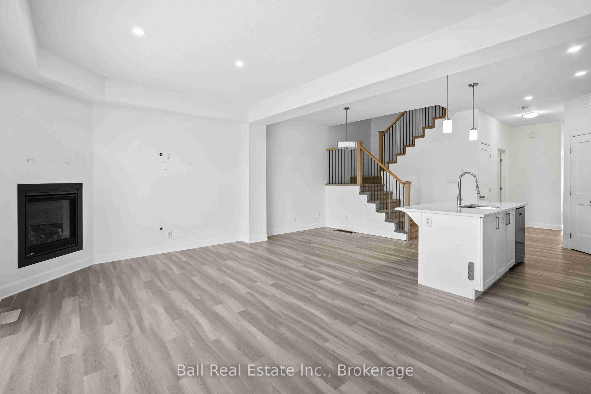 Photo 17 of 1534 Davenport Crescent, Kingston, City Northwest — HOMEH