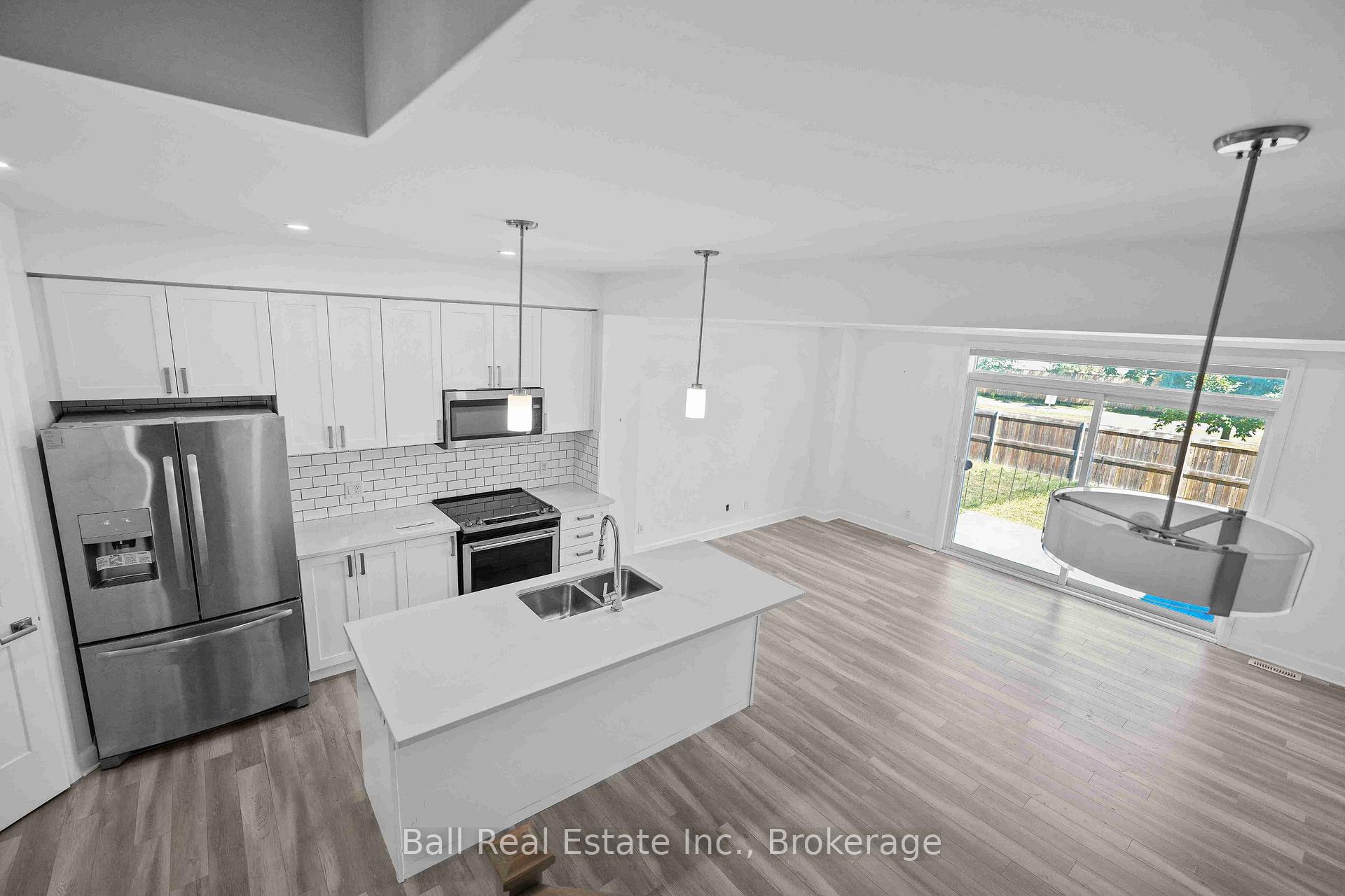 Photo 22 of 1534 Davenport Crescent, Kingston, City Northwest — HOMEH