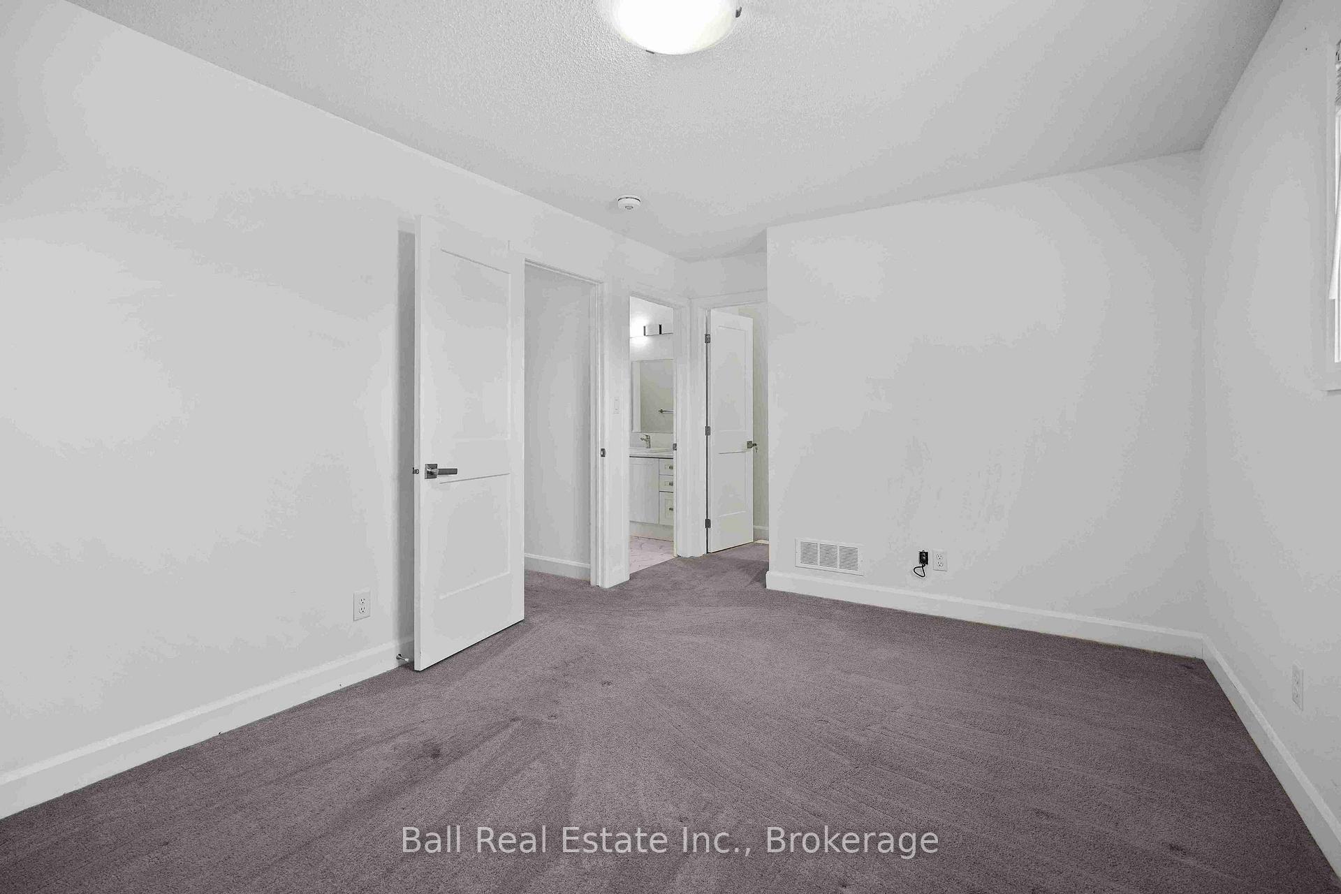 Photo 25 of 1534 Davenport Crescent, Kingston, City Northwest — HOMEH