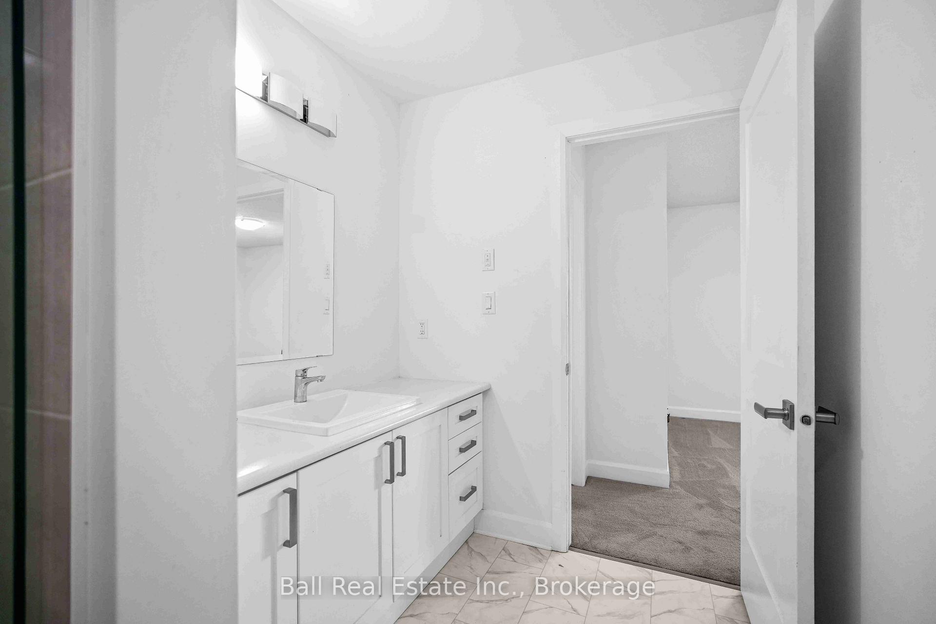 Photo 28 of 1534 Davenport Crescent, Kingston, City Northwest — HOMEH