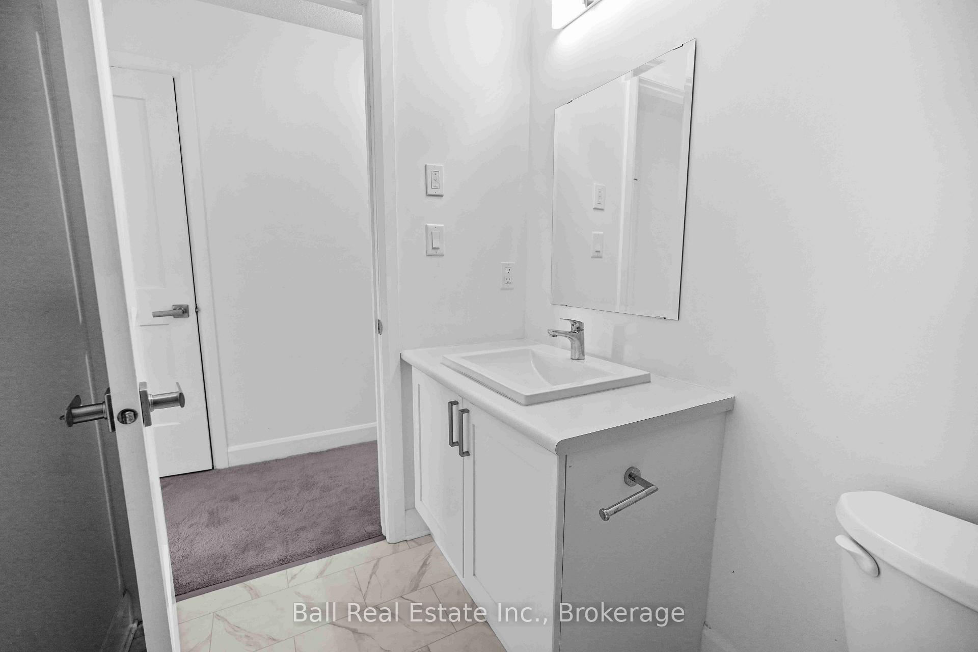 Photo 32 of 1534 Davenport Crescent, Kingston, City Northwest — HOMEH