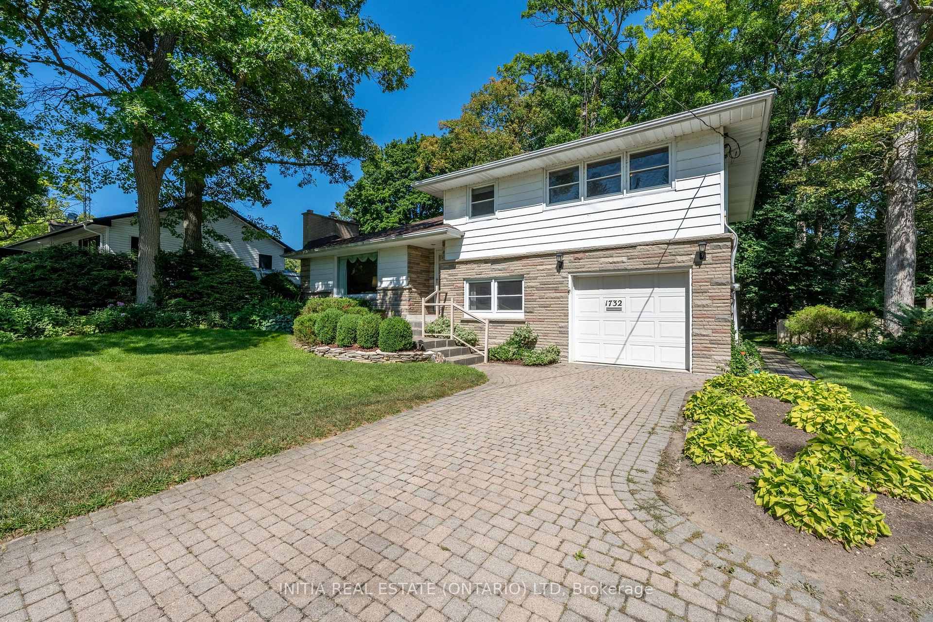 Photo 9 of 1732 Rutherglen Close, Sarnia — HOMEH