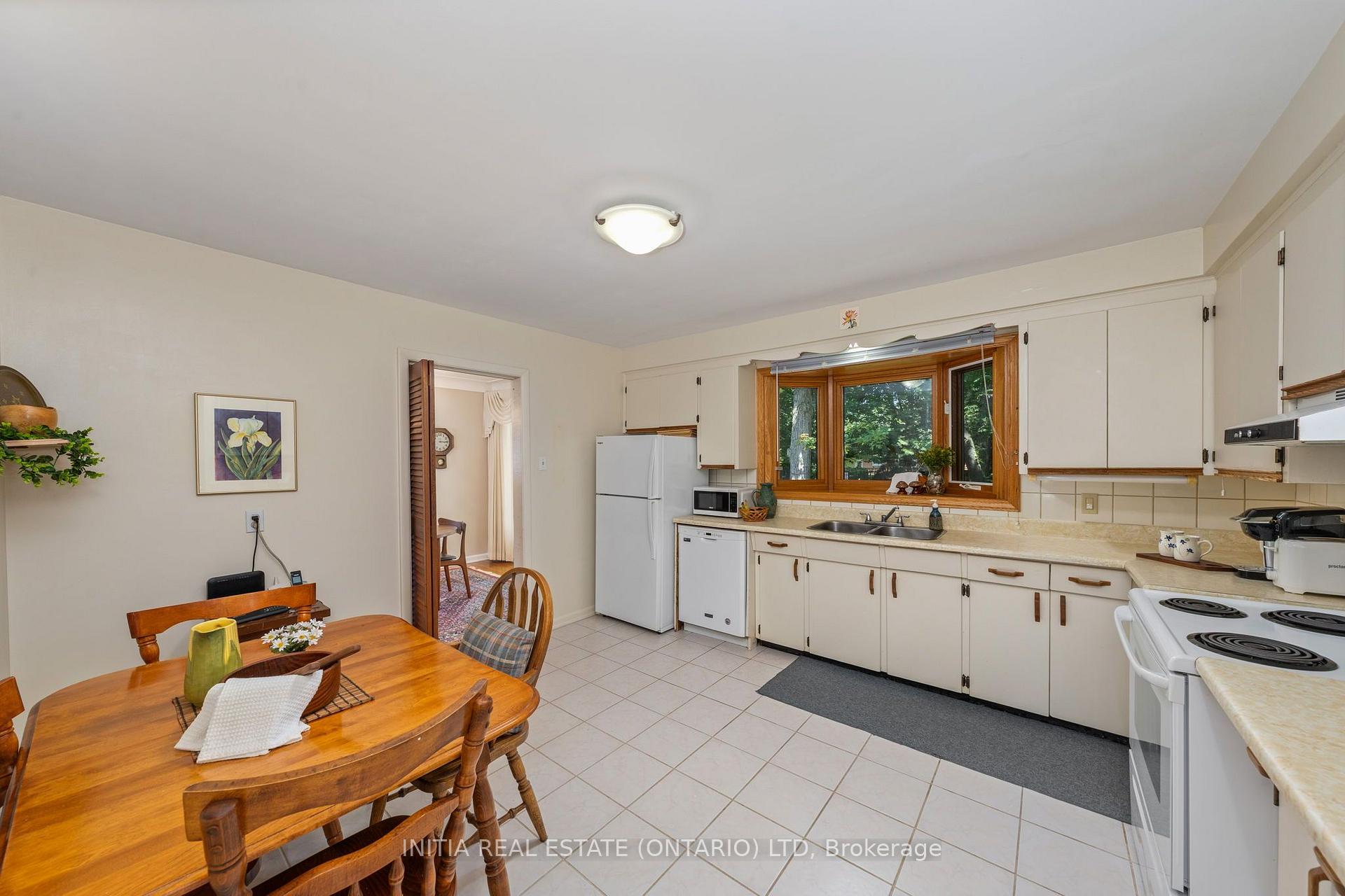 Photo 32 of 1732 Rutherglen Close, Sarnia — HOMEH