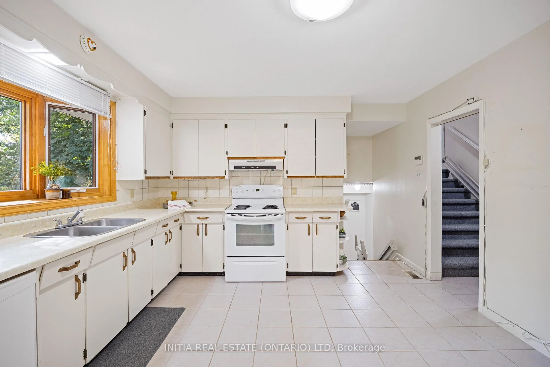 Photo 29 of 1732 Rutherglen Close, Sarnia — HOMEH