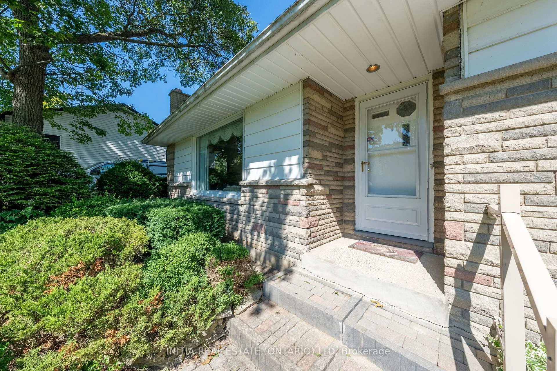 Photo 73 of 1732 Rutherglen Close, Sarnia — HOMEH