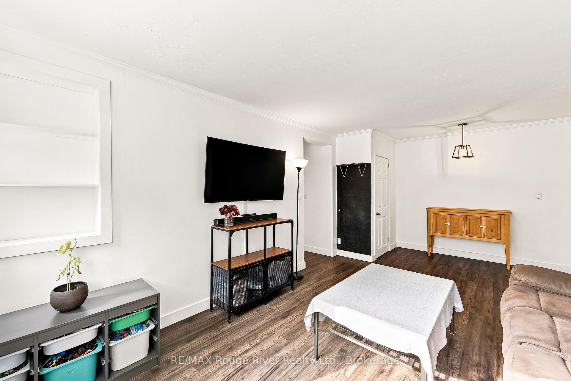 Photo 7 of Unit 3, 242 D'arcy Street, Cobourg — HOMEH