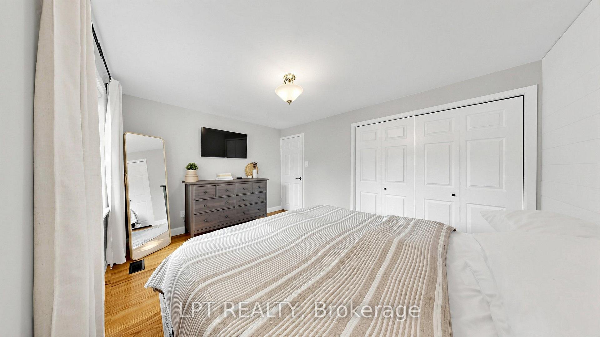Photo 31 of 70 Roberts Crescent, Brampton, Brampton East — HOMEH