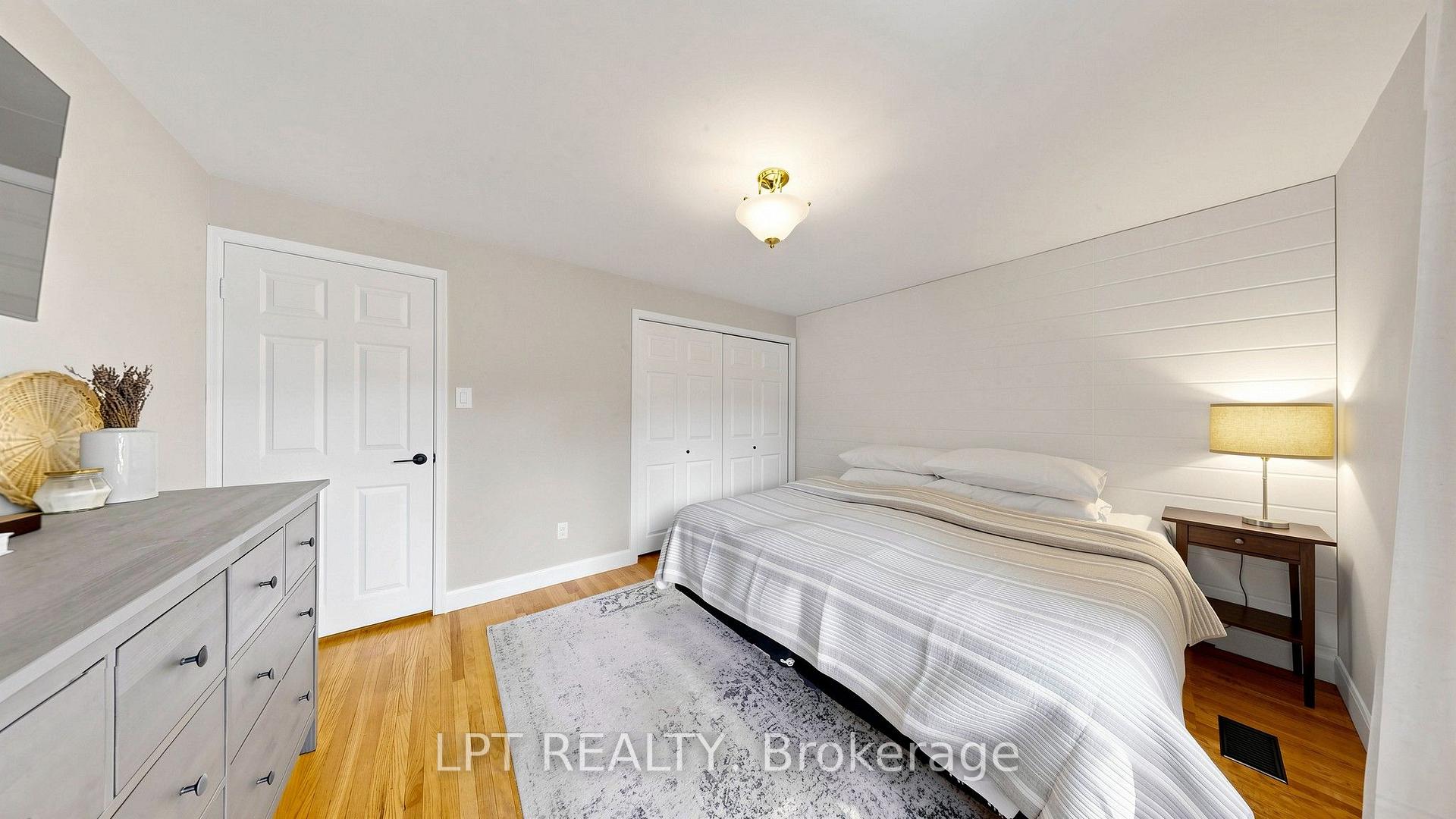 Photo 33 of 70 Roberts Crescent, Brampton, Brampton East — HOMEH