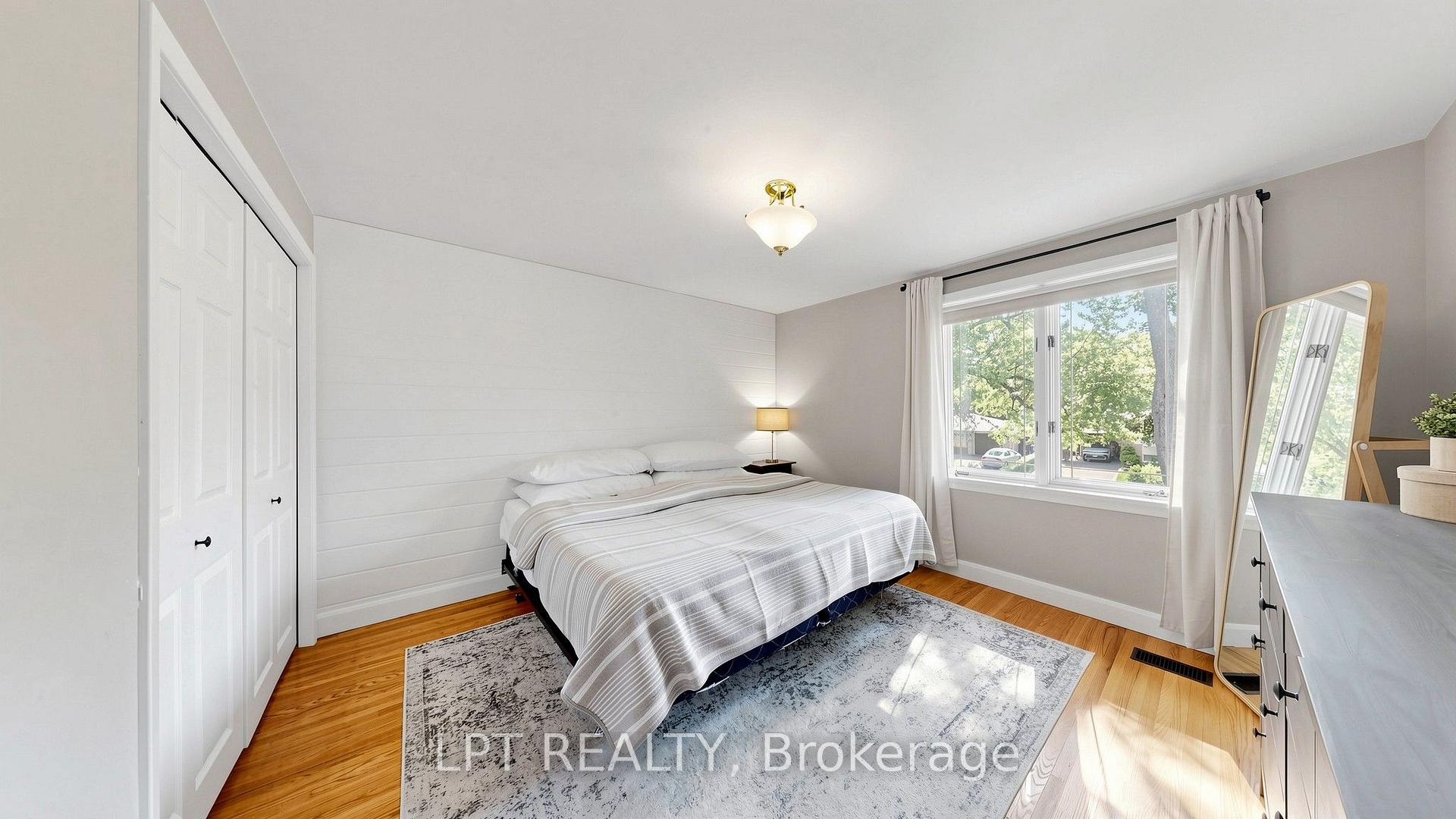Photo 35 of 70 Roberts Crescent, Brampton, Brampton East — HOMEH