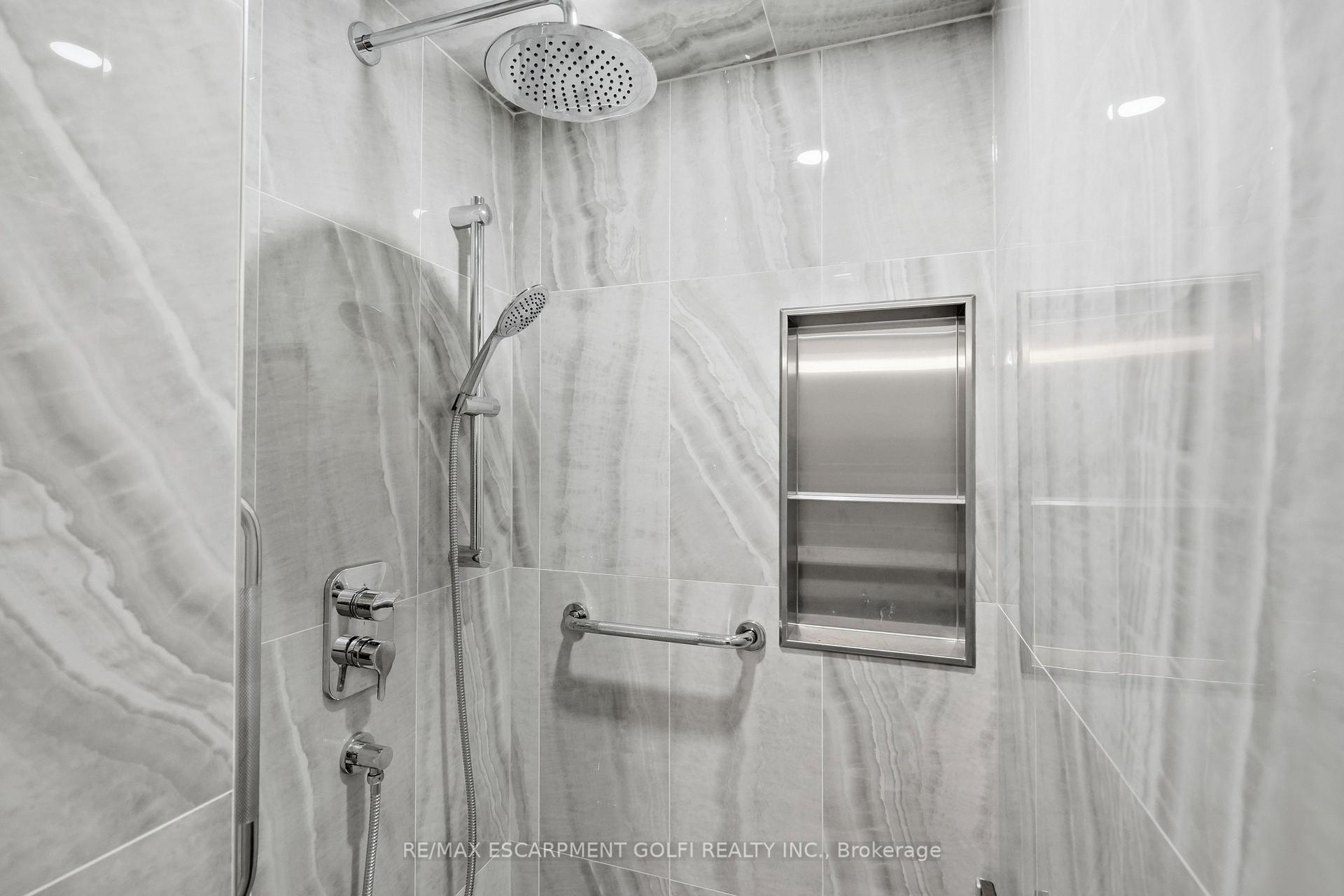 Photo 20 of 18 Marcel Place, Hamilton, Falkirk — HOMEH