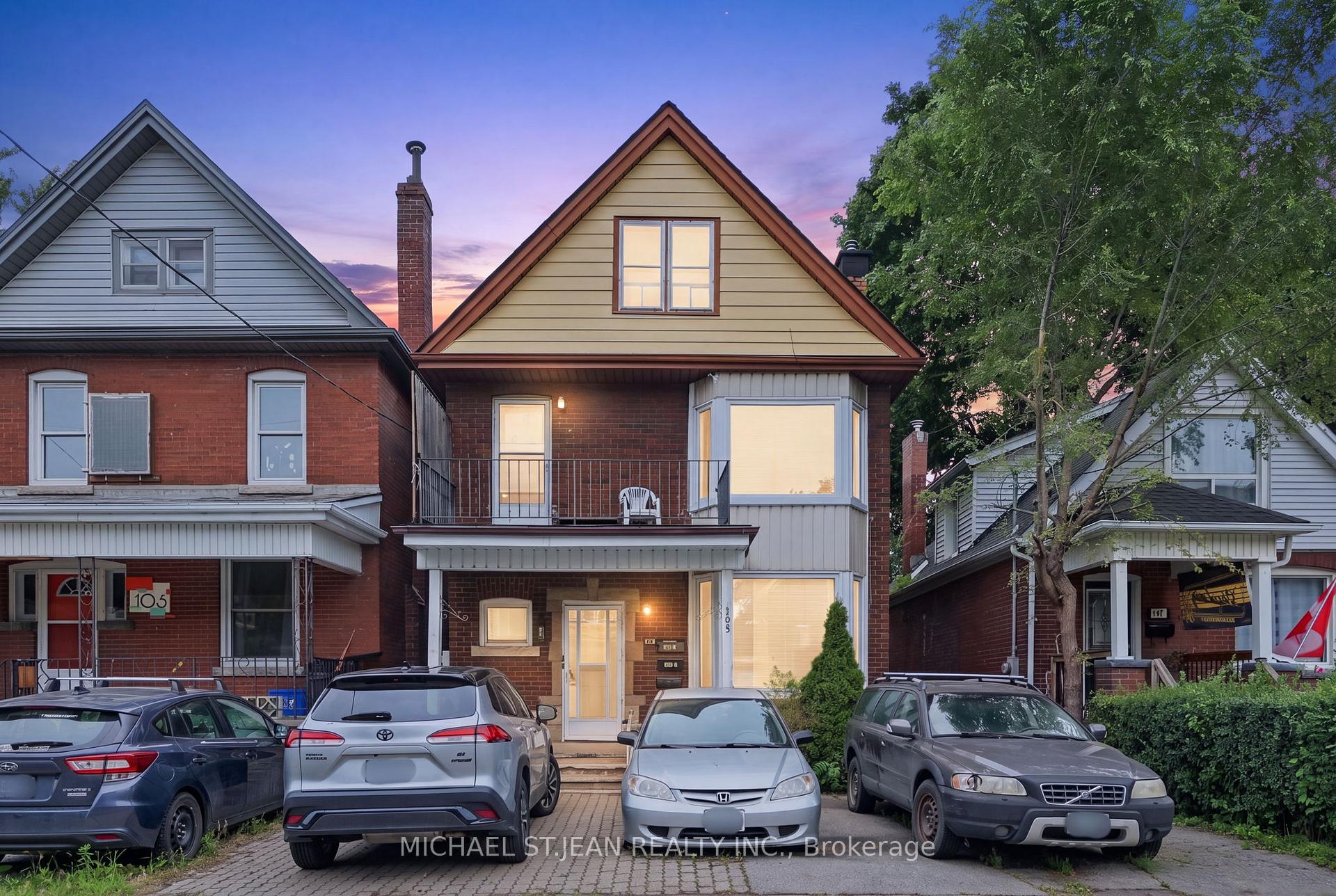 Photo of 105 Rosemont Avenue