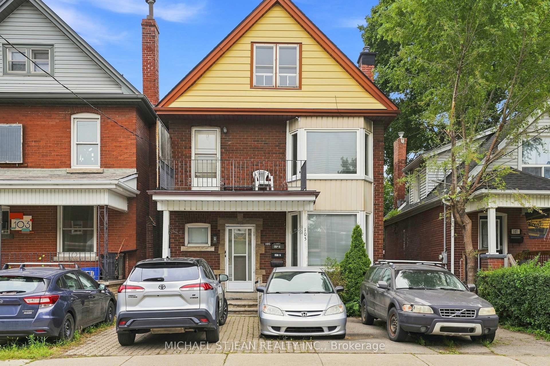 Photo 3 of 105 Rosemont Avenue, Hamilton, Stipley — HOMEH