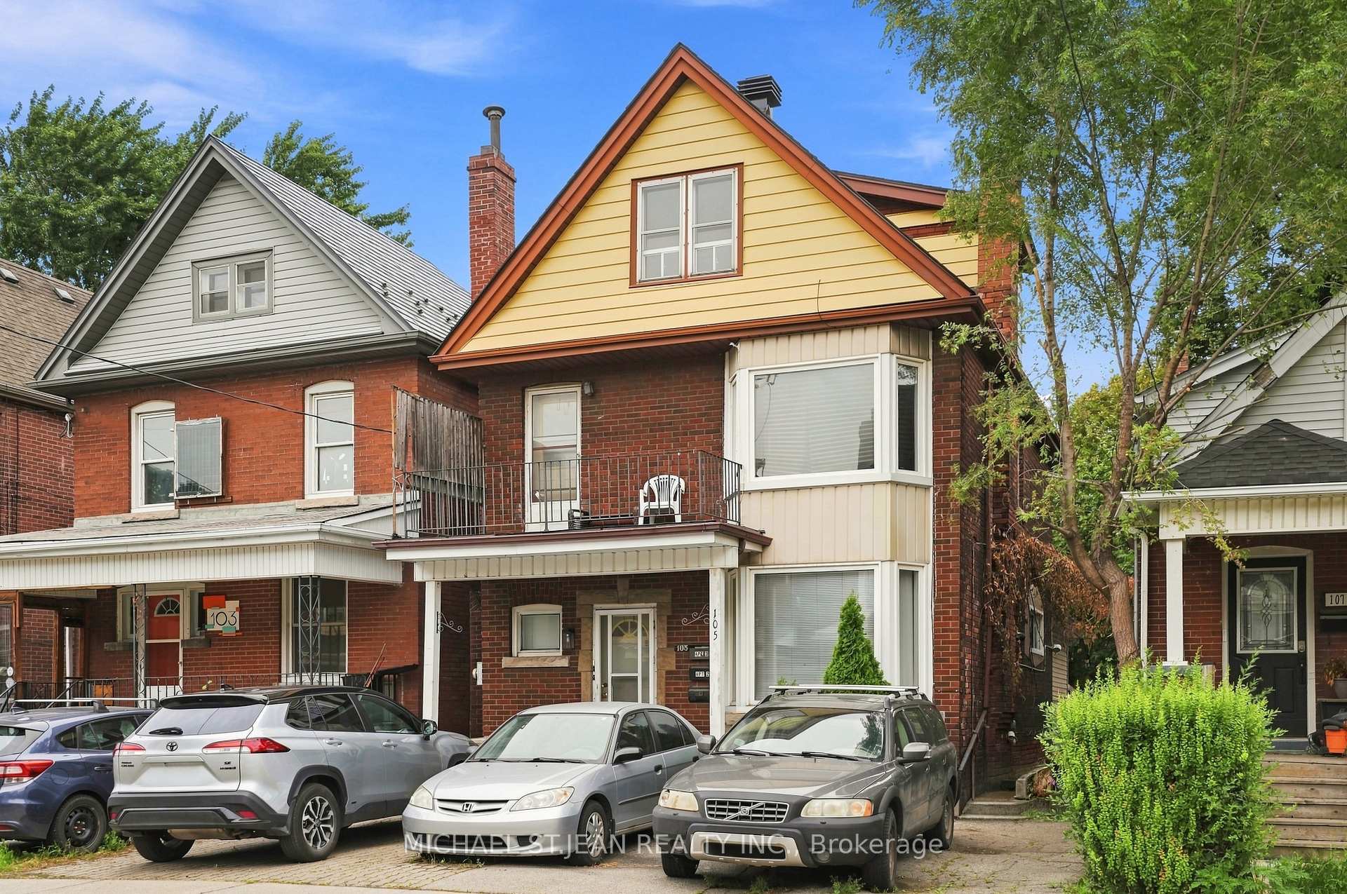 Photo 4 of 105 Rosemont Avenue, Hamilton, Stipley — HOMEH
