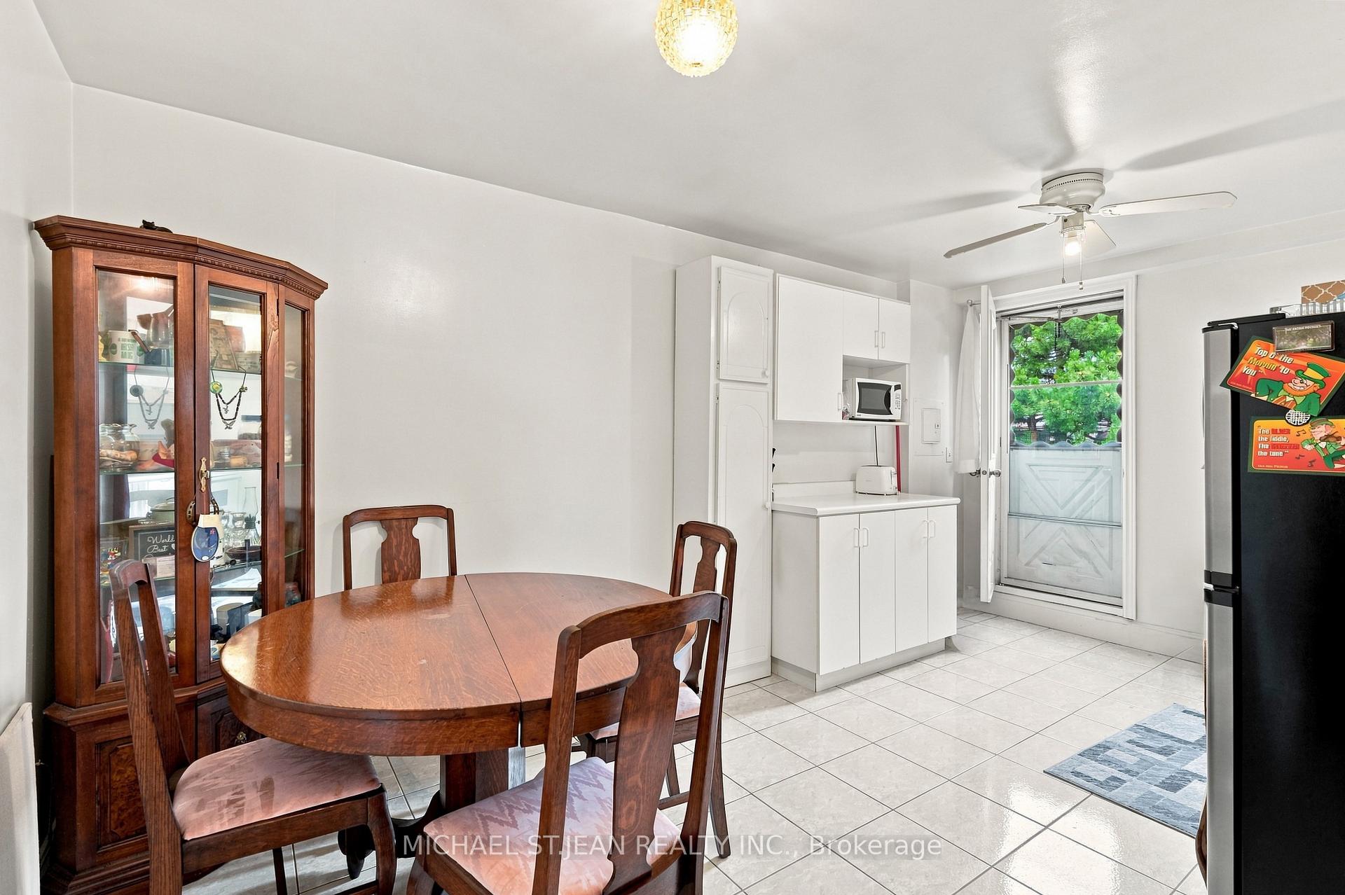 Photo 17 of 105 Rosemont Avenue, Hamilton, Stipley — HOMEH