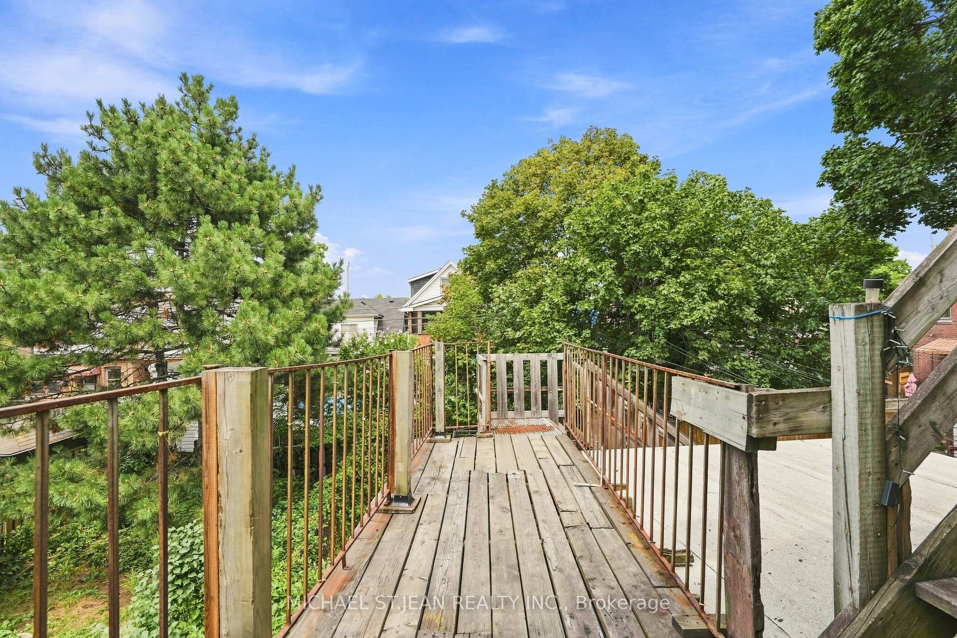 Photo 33 of 105 Rosemont Avenue, Hamilton, Stipley — HOMEH