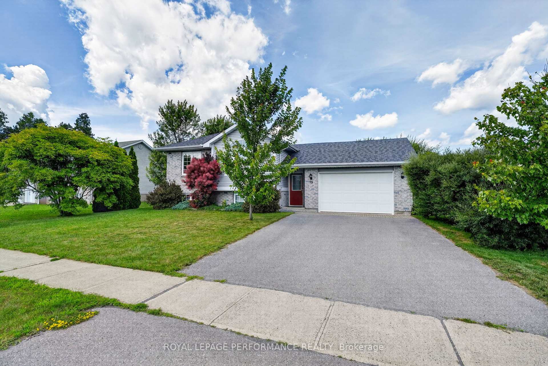 Photo 4 of 79 Hickory Street, South Stormont, Ingleside — HOMEH