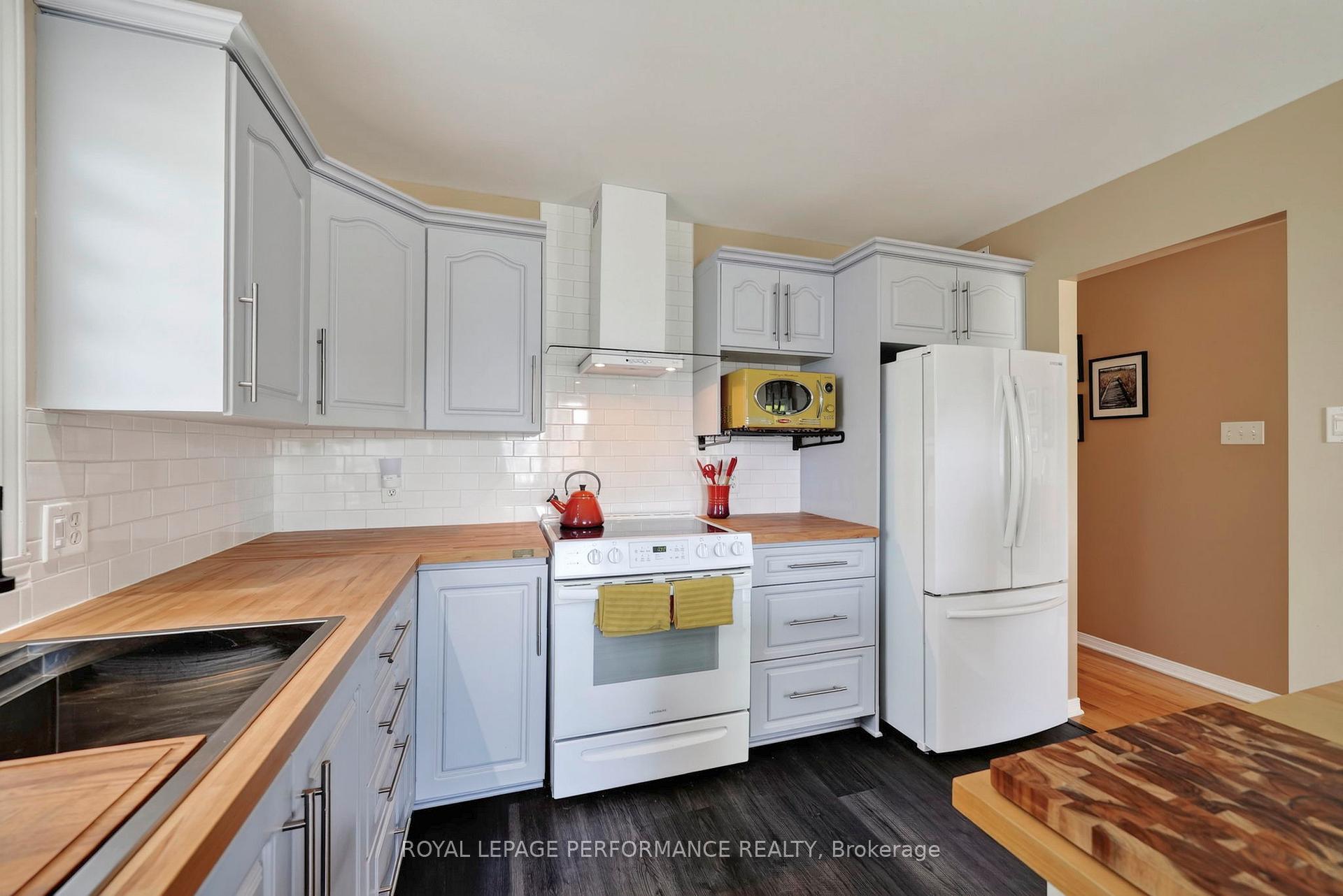 Photo 15 of 79 Hickory Street, South Stormont, Ingleside — HOMEH