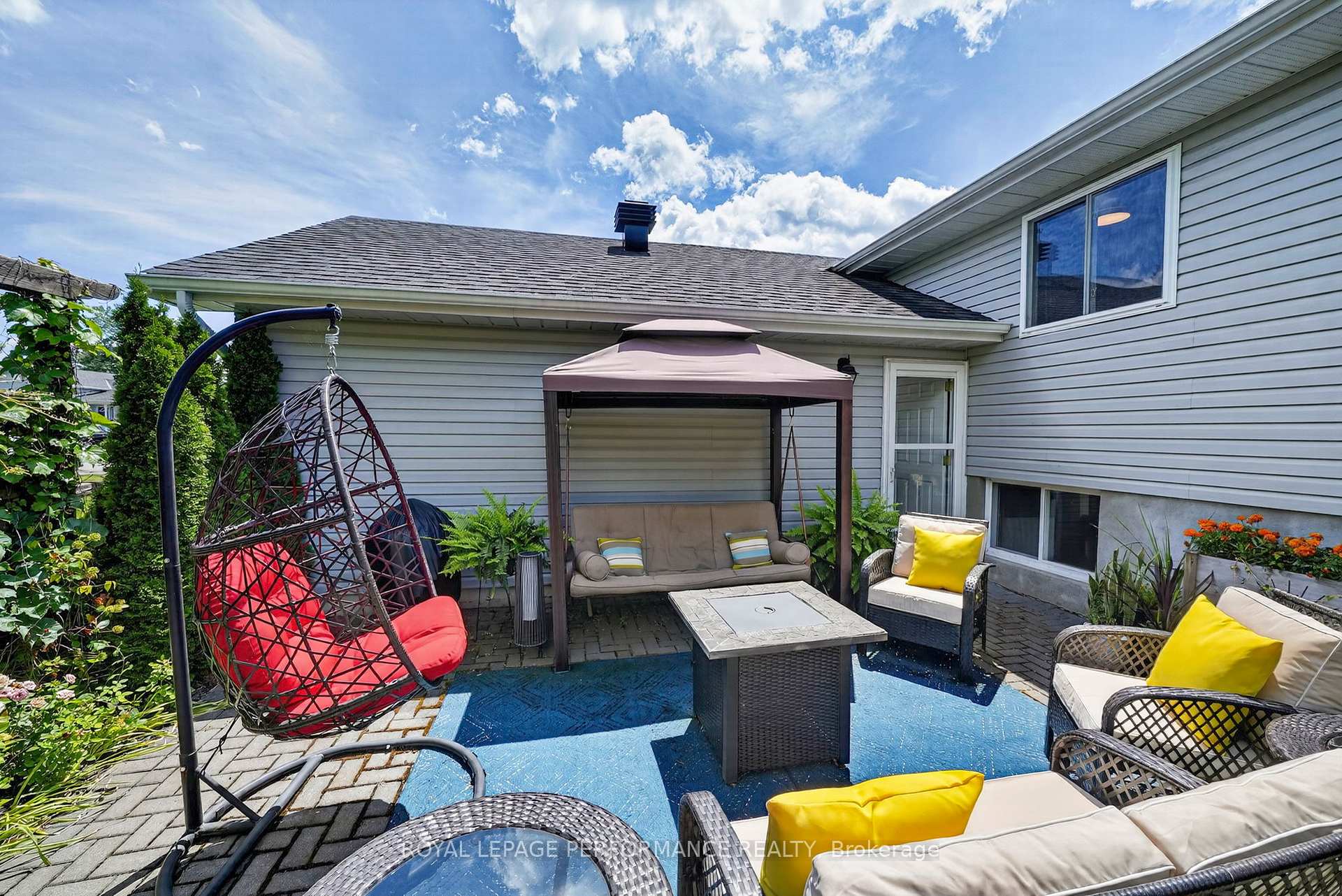 Photo 36 of 79 Hickory Street, South Stormont, Ingleside — HOMEH