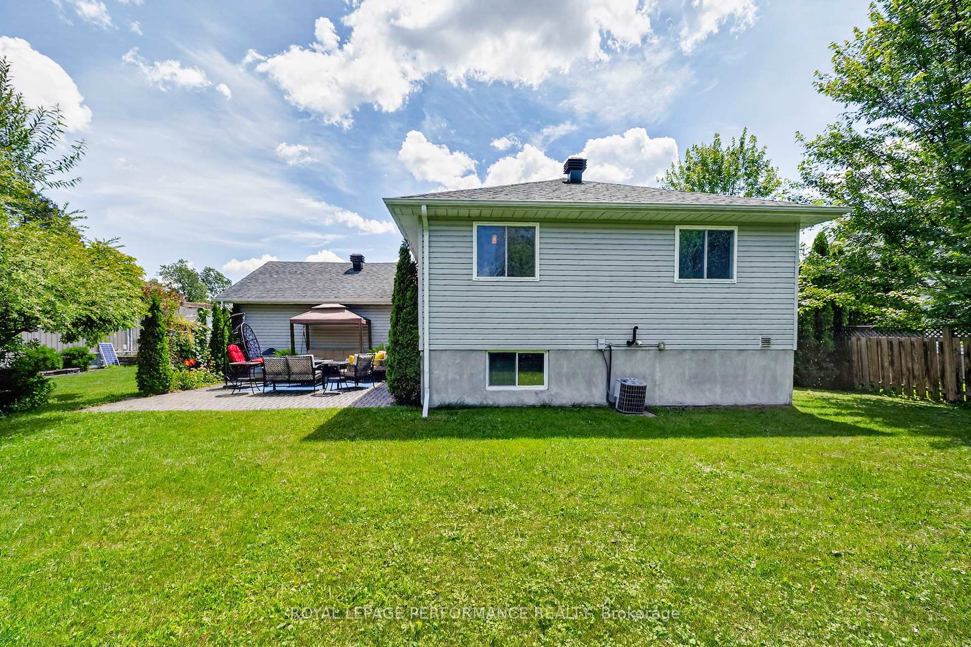 Photo 41 of 79 Hickory Street, South Stormont, Ingleside — HOMEH