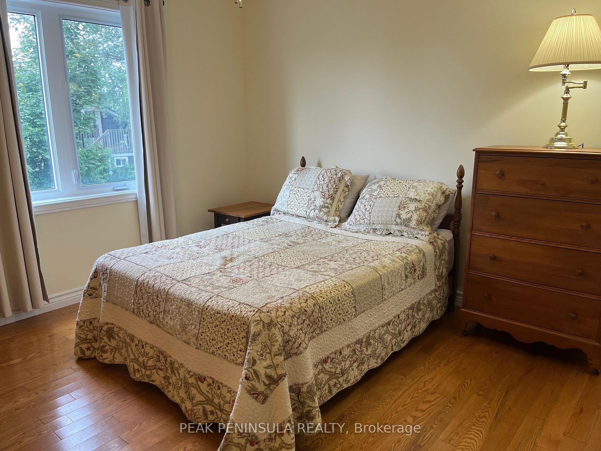 Photo 12 of 26 Erie Boulevard, Norfolk, Long Point — HOMEH