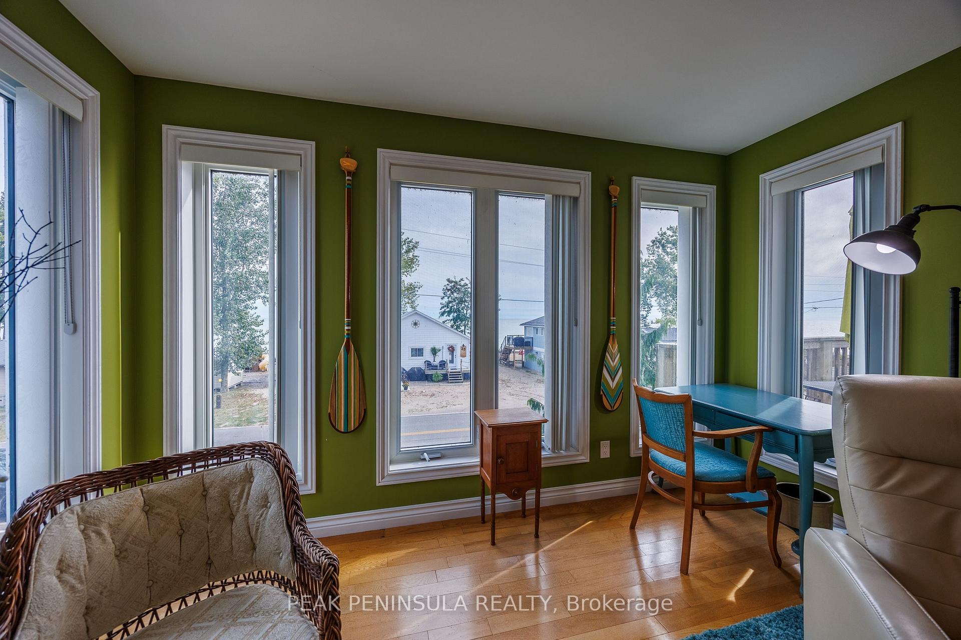 Photo 20 of 26 Erie Boulevard, Norfolk, Long Point — HOMEH
