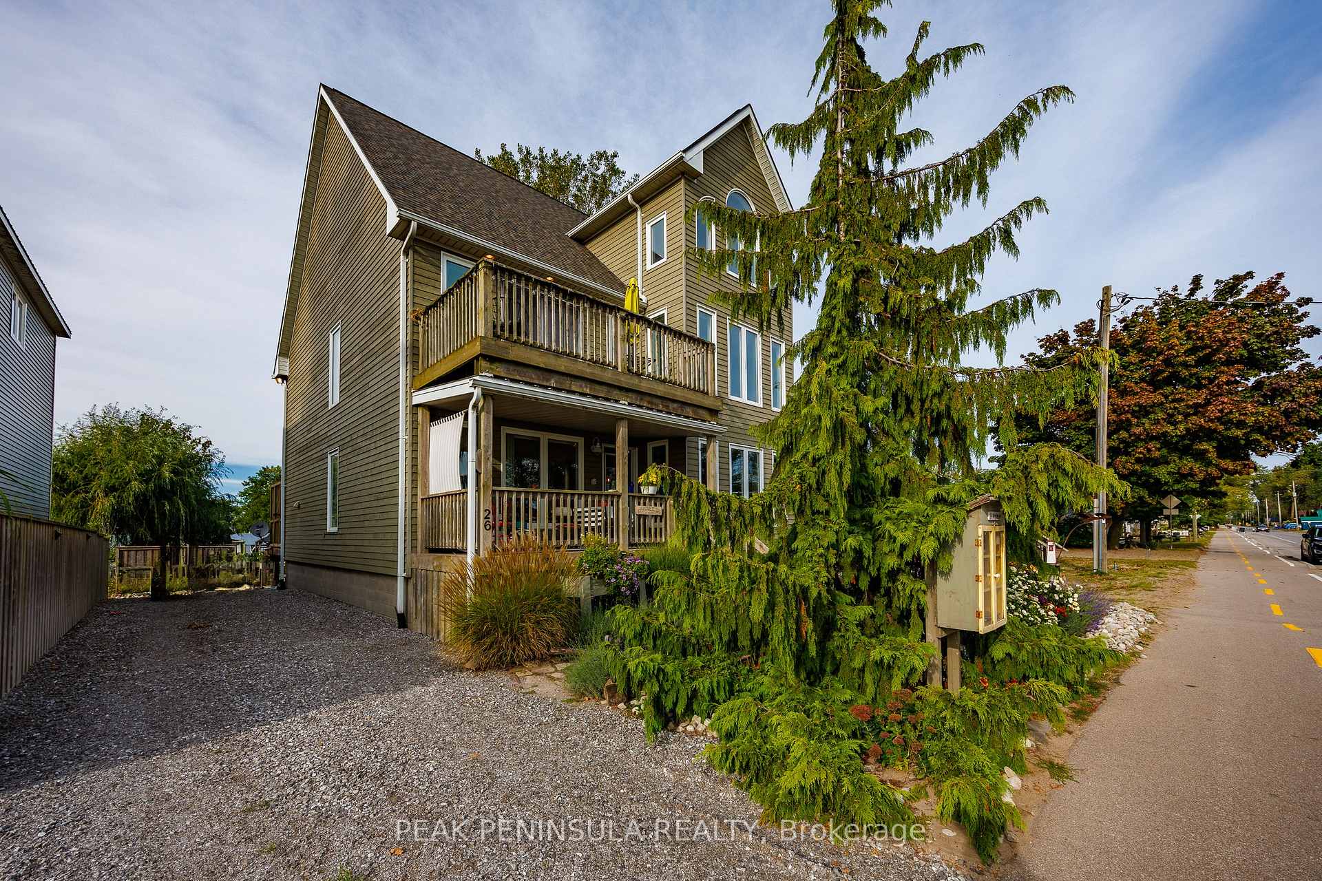 Photo 40 of 26 Erie Boulevard, Norfolk, Long Point — HOMEH
