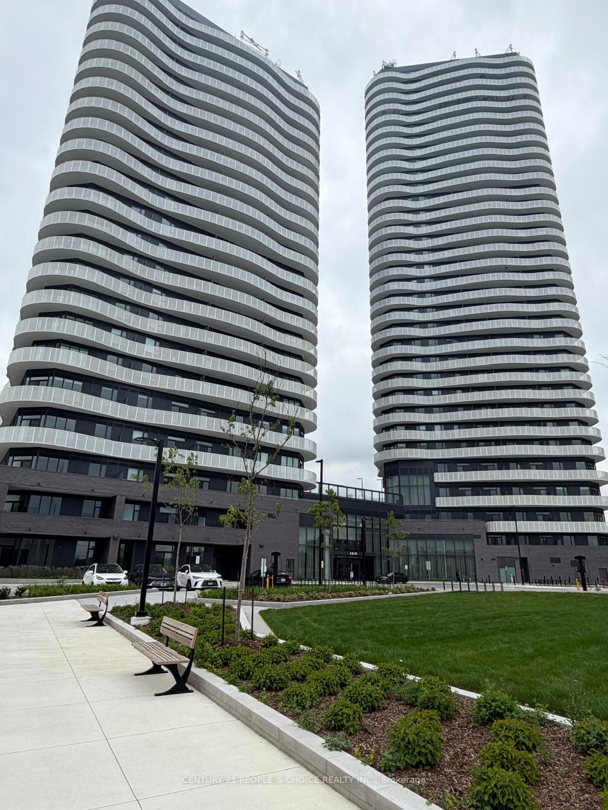 Photo 3 of Unit 2321, 6 Flavelle Trail, Vaughan, Steeles West Industrial — HOMEH