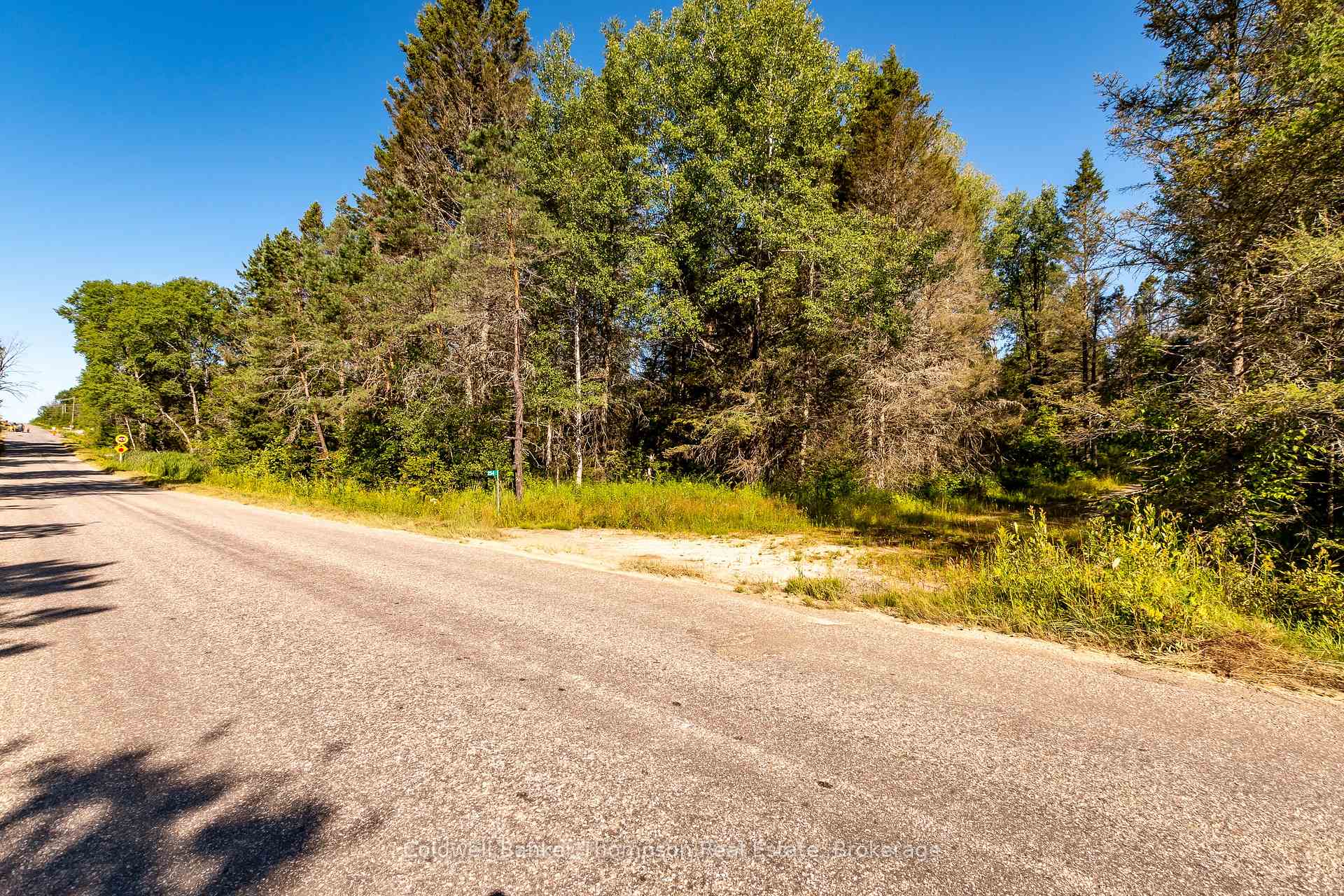 Photo 5 of 254 Pickerel Lake Road, Armour — HOMEH