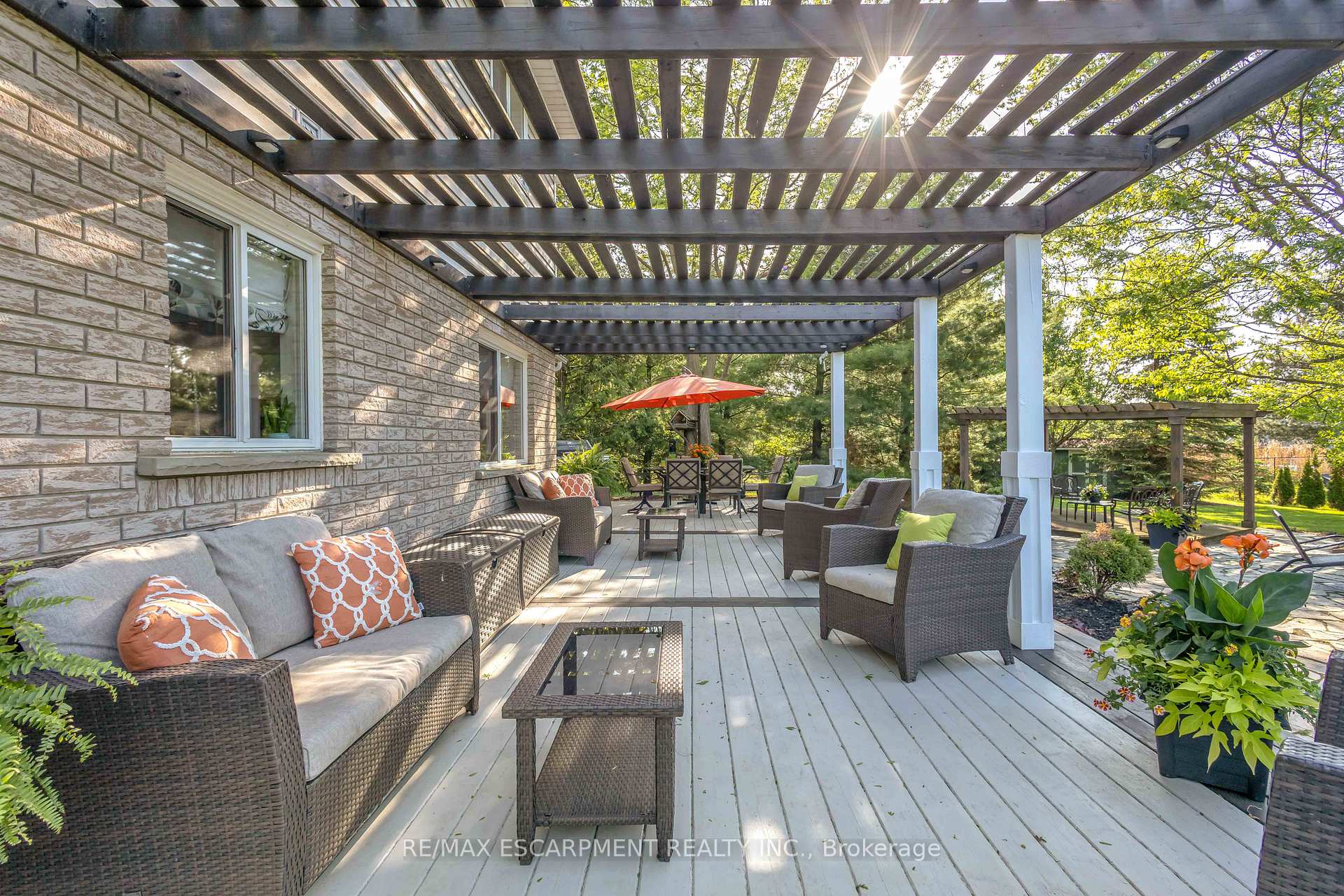 Photo 5 of 25 Brian Drive, Brant, Burford — HOMEH