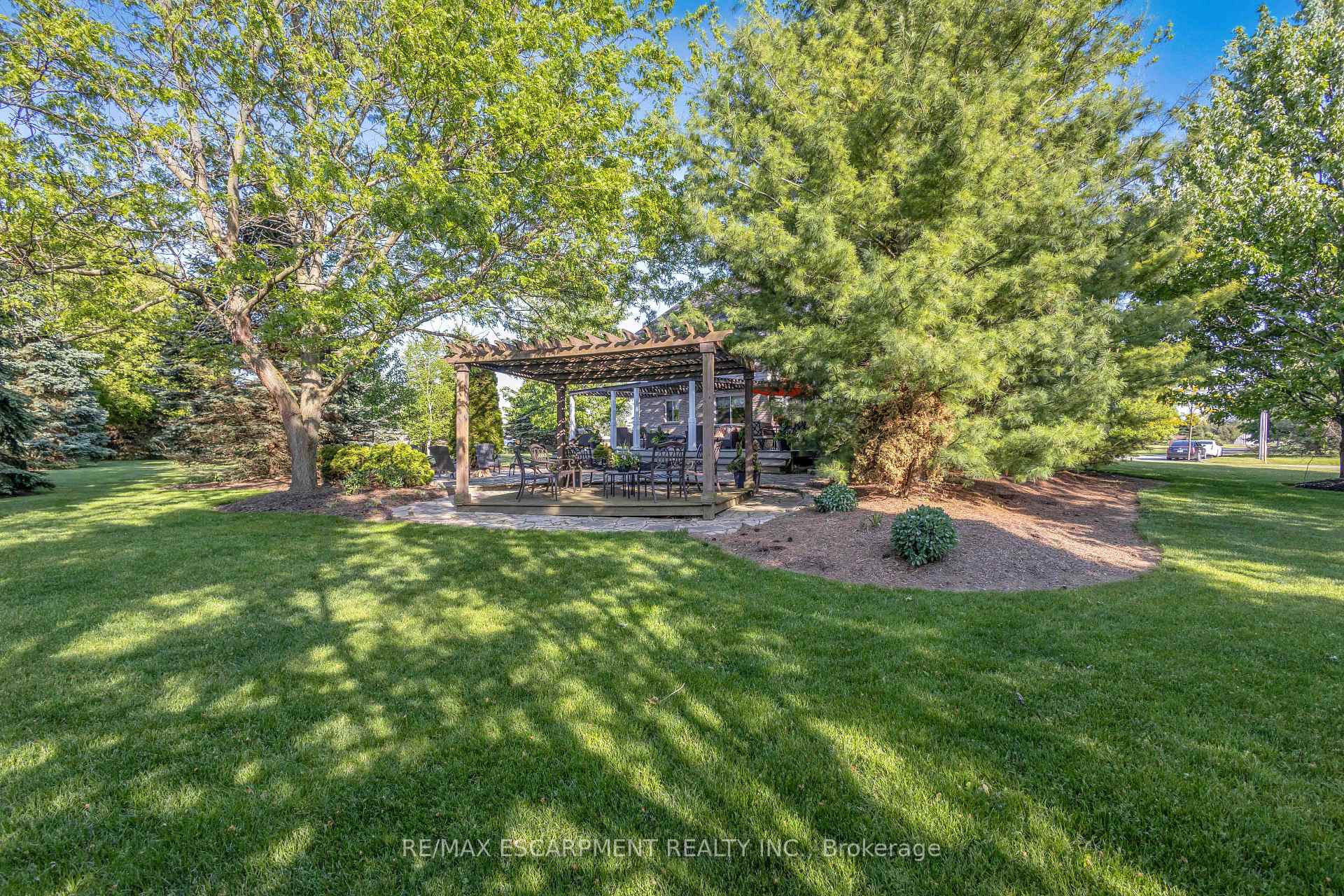 Photo 8 of 25 Brian Drive, Brant, Burford — HOMEH