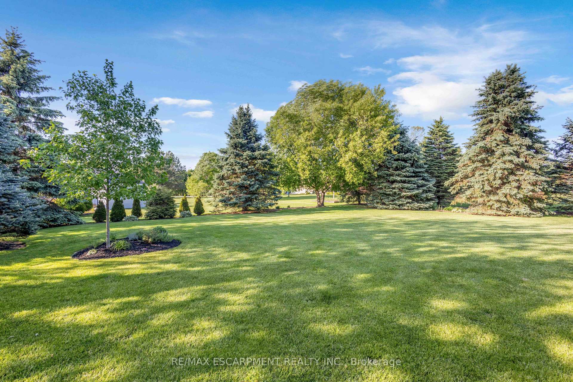 Photo 10 of 25 Brian Drive, Brant, Burford — HOMEH