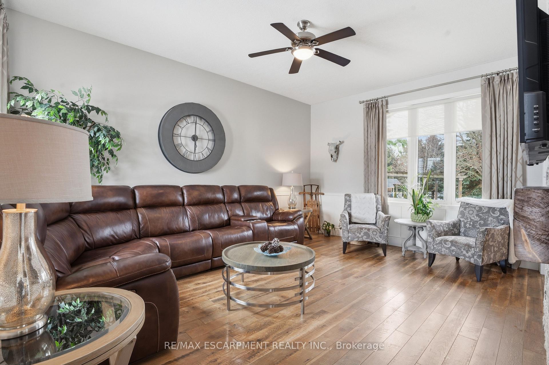 Photo 13 of 25 Brian Drive, Brant, Burford — HOMEH