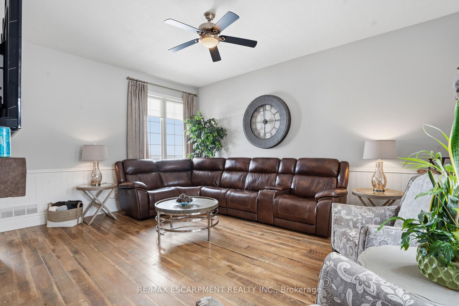 Photo 14 of 25 Brian Drive, Brant, Burford — HOMEH