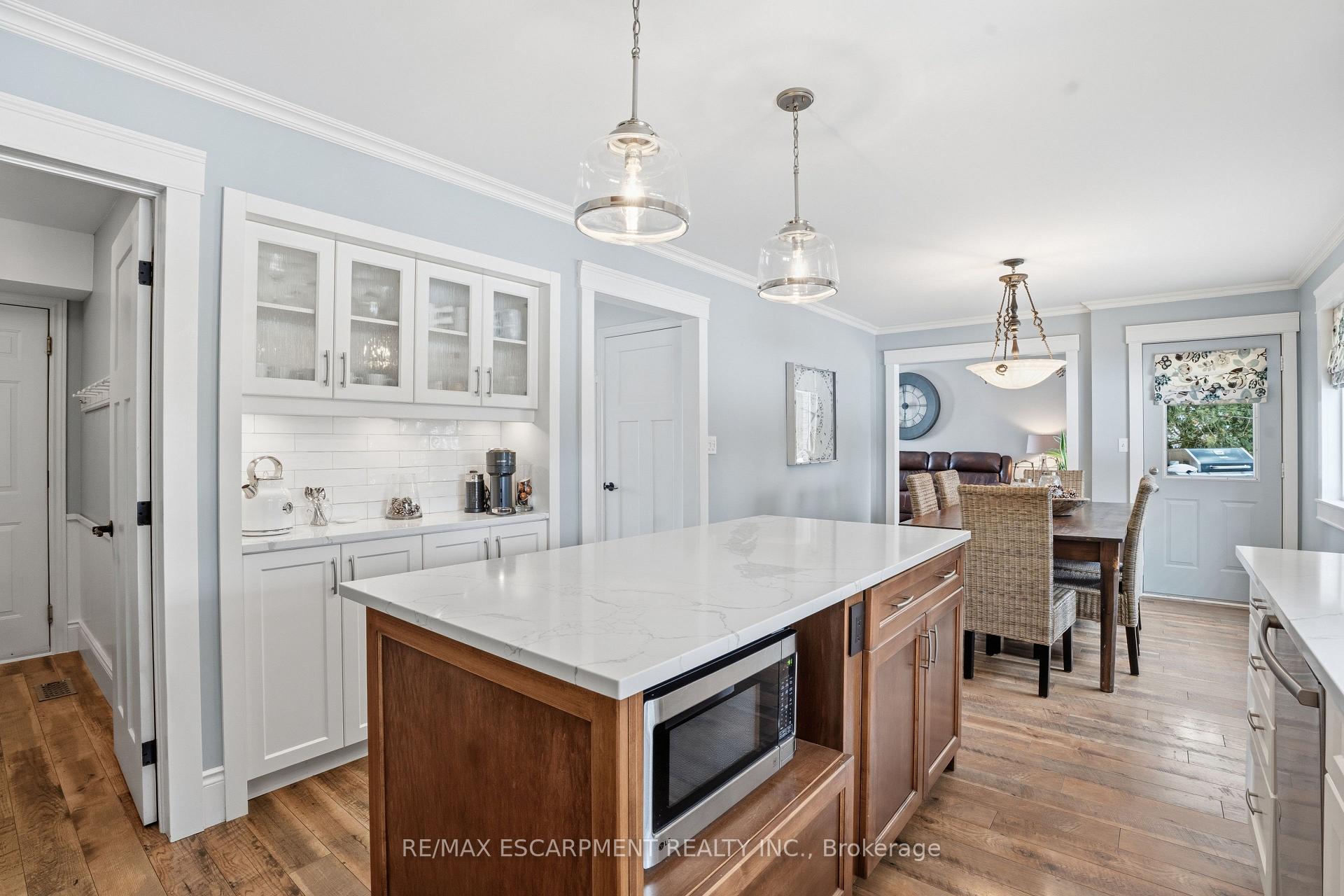 Photo 18 of 25 Brian Drive, Brant, Burford — HOMEH