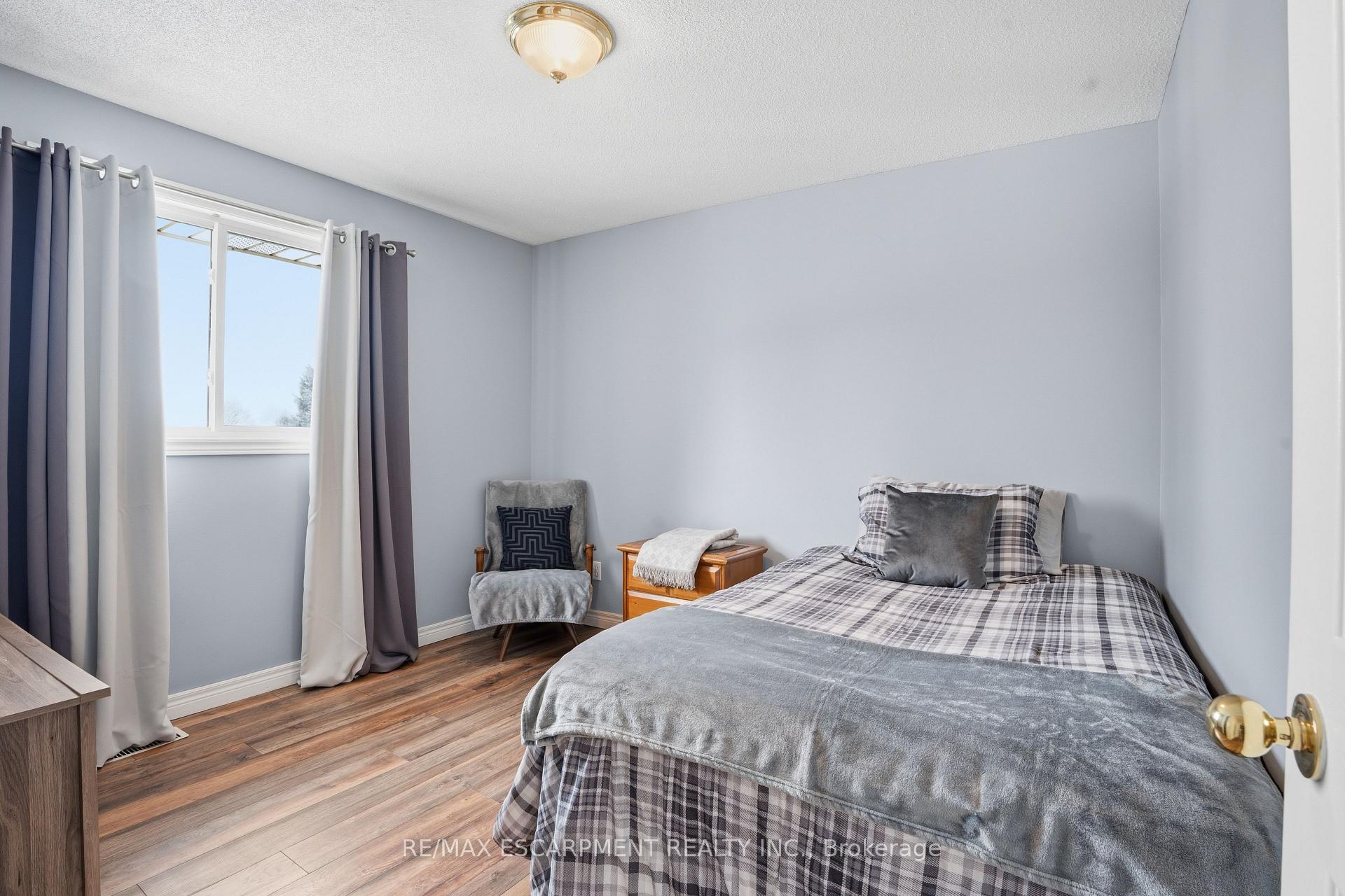 Photo 29 of 25 Brian Drive, Brant, Burford — HOMEH