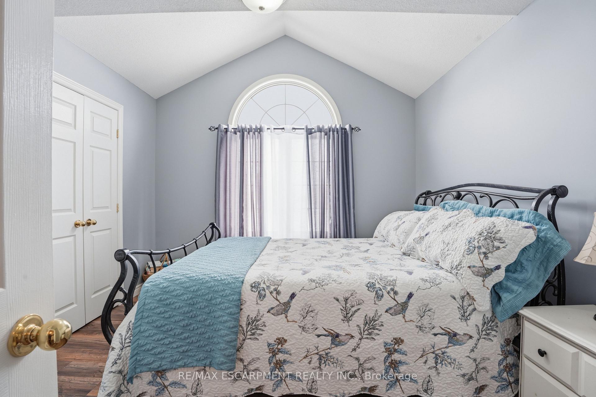 Photo 30 of 25 Brian Drive, Brant, Burford — HOMEH