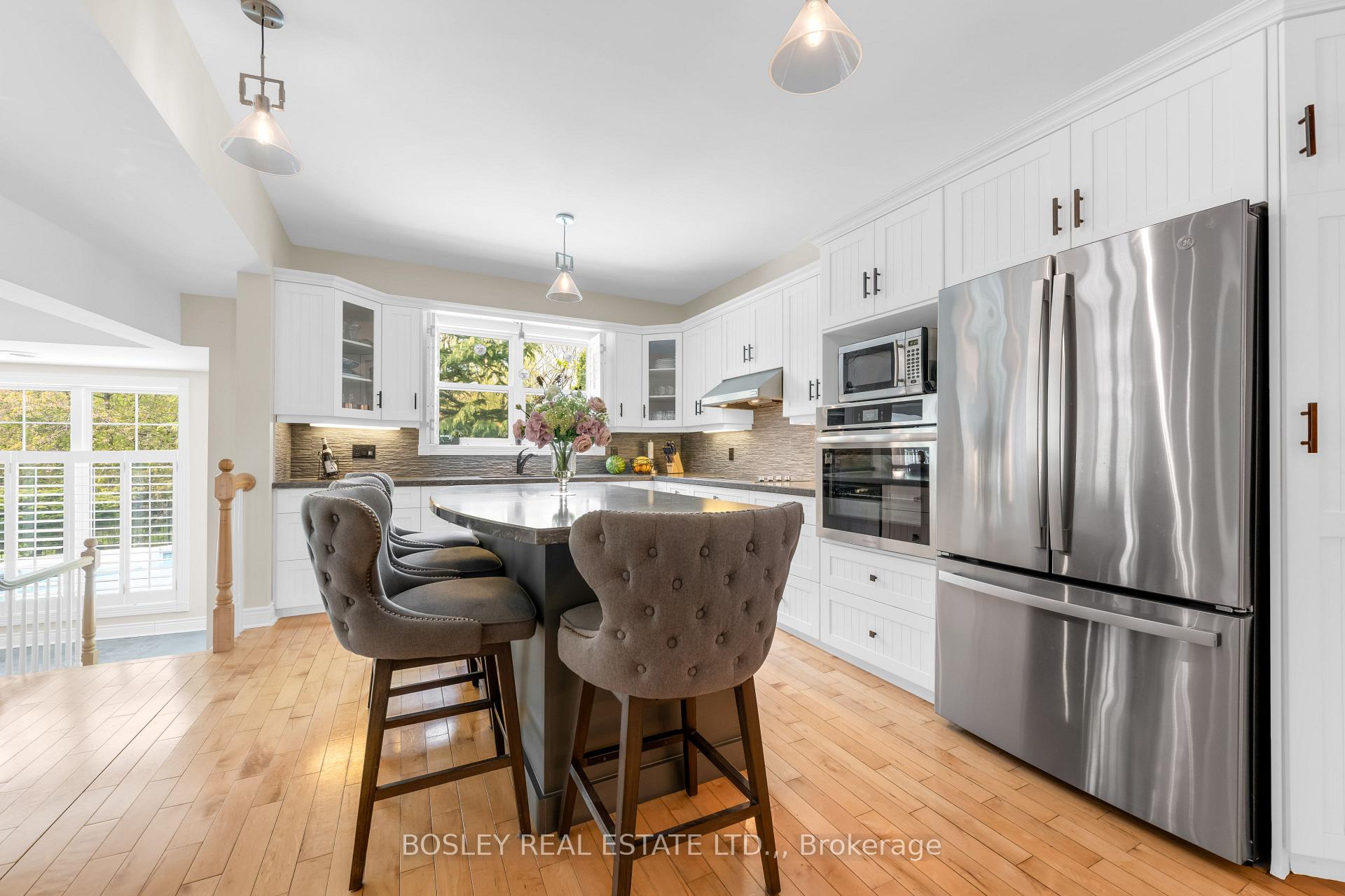 Photo 14 of 166 Lakeshore Road, St. Catharines, Vine/Linwell — HOMEH