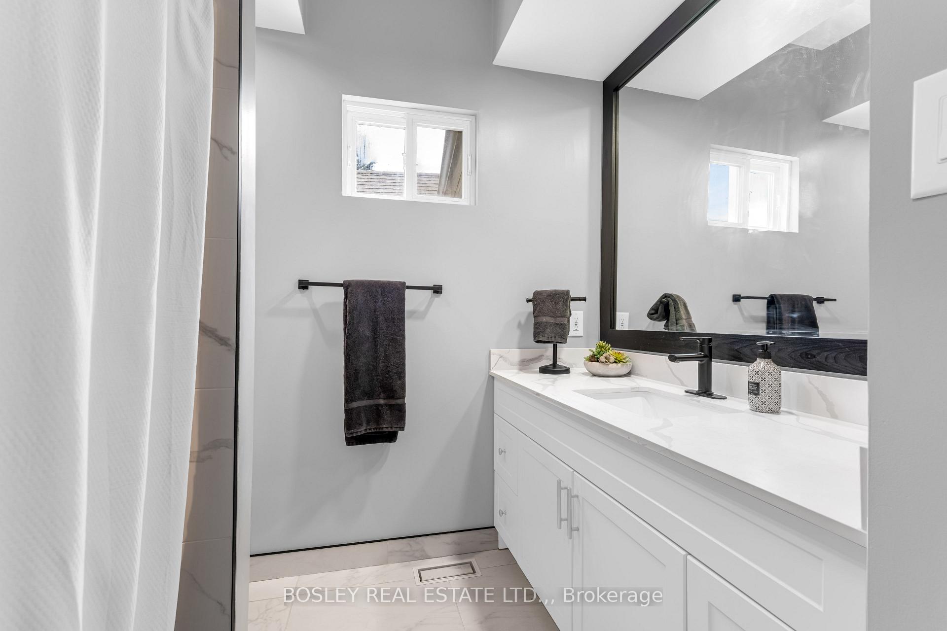 Photo 26 of 166 Lakeshore Road, St. Catharines, Vine/Linwell — HOMEH