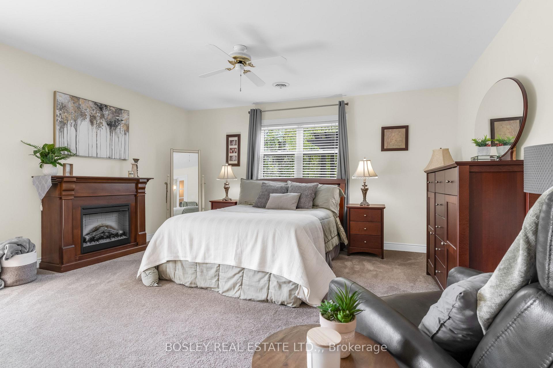 Photo 31 of 166 Lakeshore Road, St. Catharines, Vine/Linwell — HOMEH