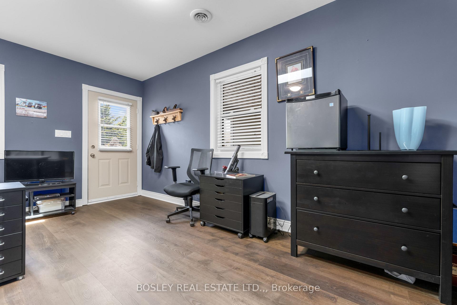 Photo 37 of 166 Lakeshore Road, St. Catharines, Vine/Linwell — HOMEH