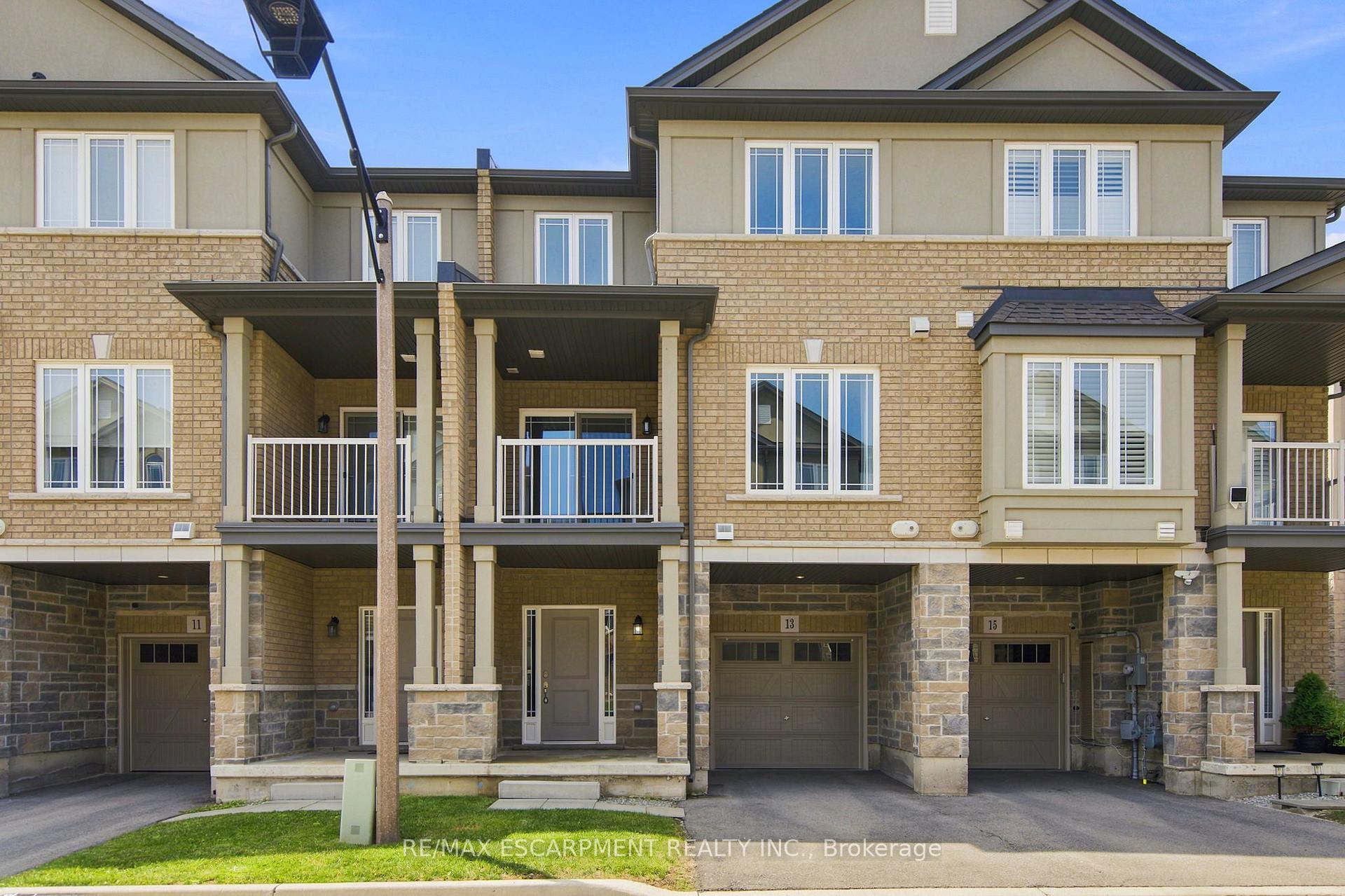 Photo 1 of 13 Aqua Lane, Hamilton, Rural Glanbrook — HOMEH