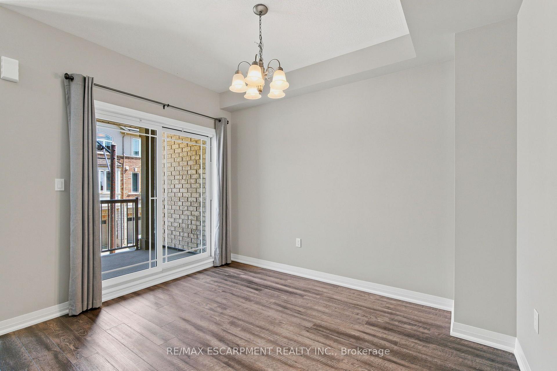 Photo 13 of 13 Aqua Lane, Hamilton, Rural Glanbrook — HOMEH