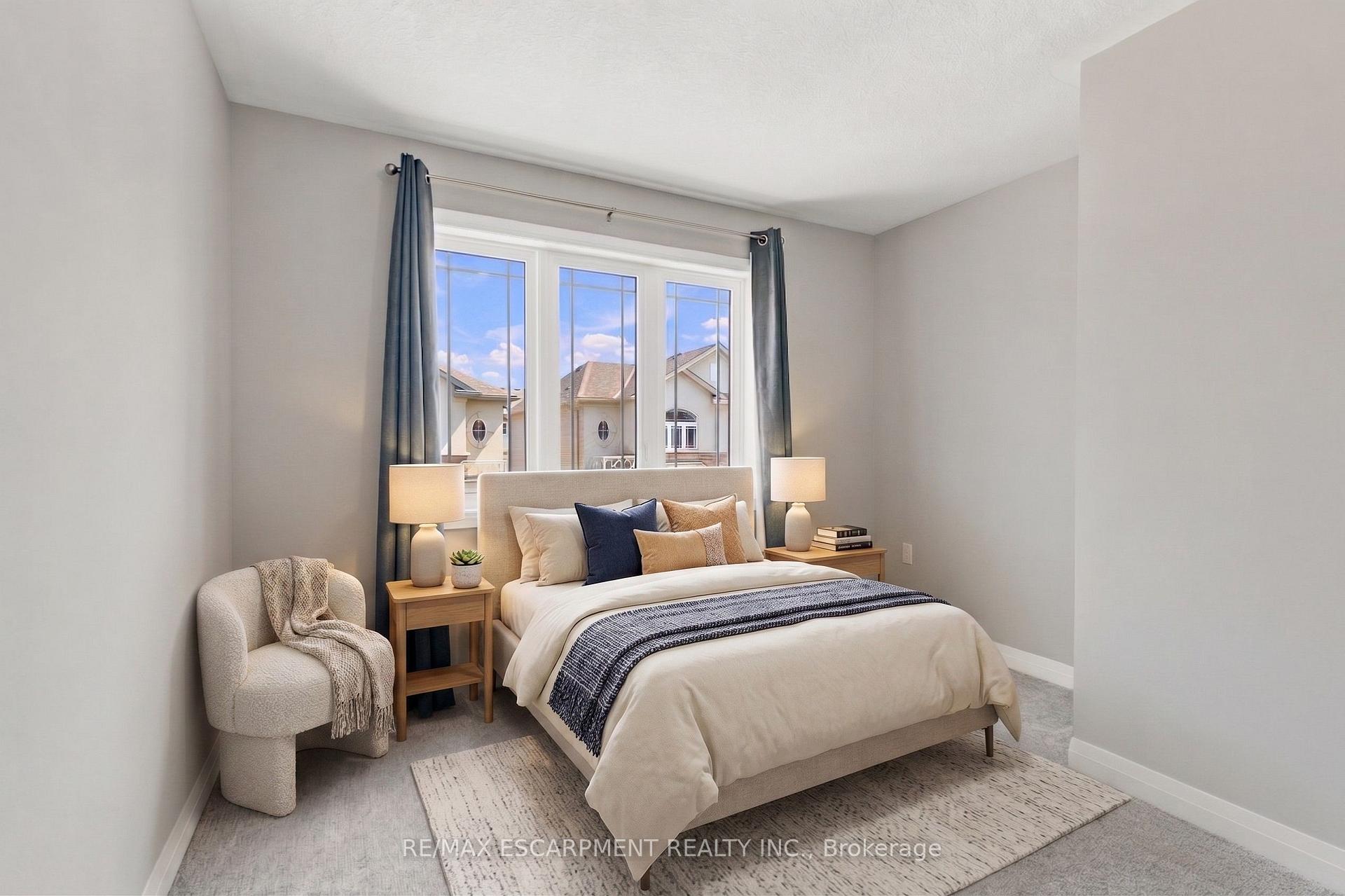 Photo 26 of 13 Aqua Lane, Hamilton, Rural Glanbrook — HOMEH