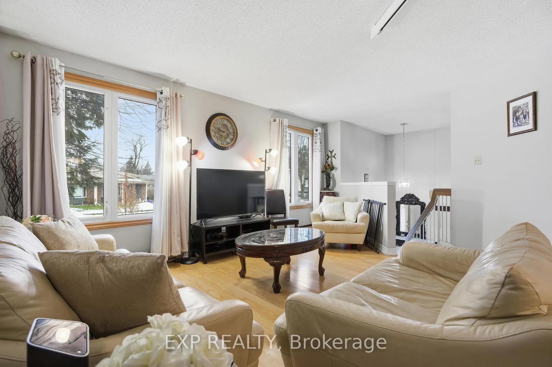 Photo 8 of 428 Dayna Crescent, Waterloo — HOMEH