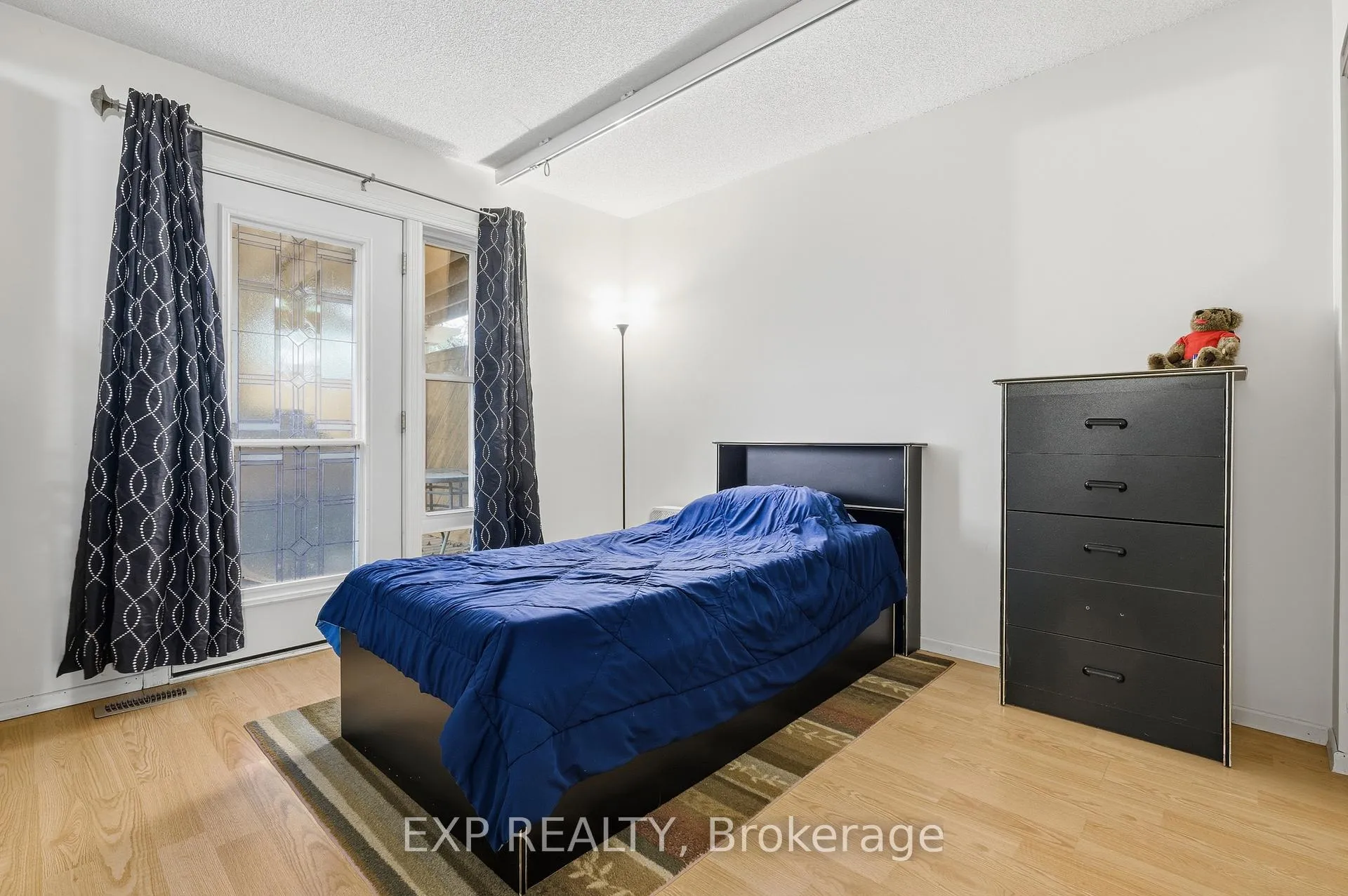 Photo 17 of 428 Dayna Crescent, Waterloo — HOMEH